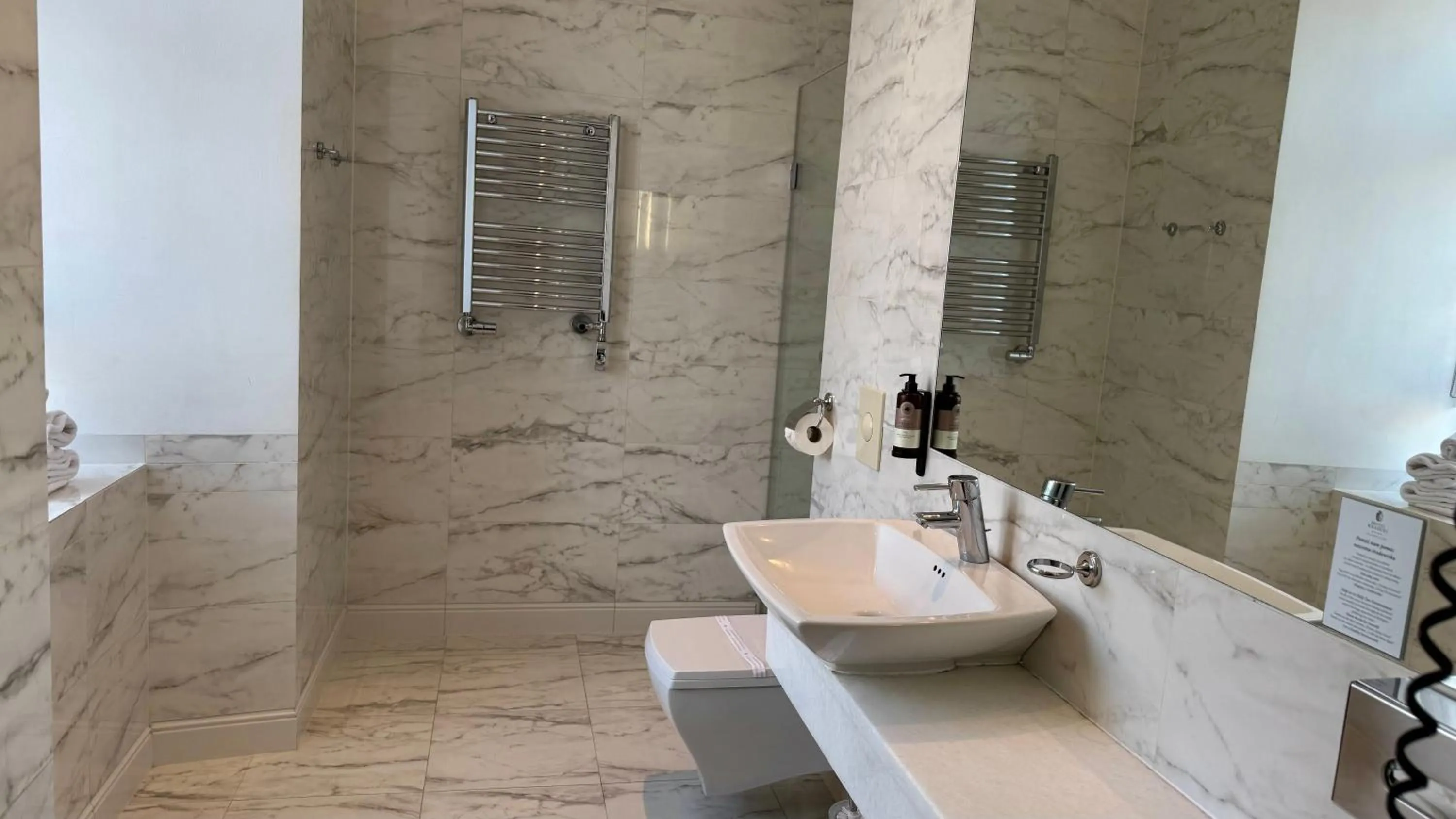 Bathroom in Hotel Krasicki