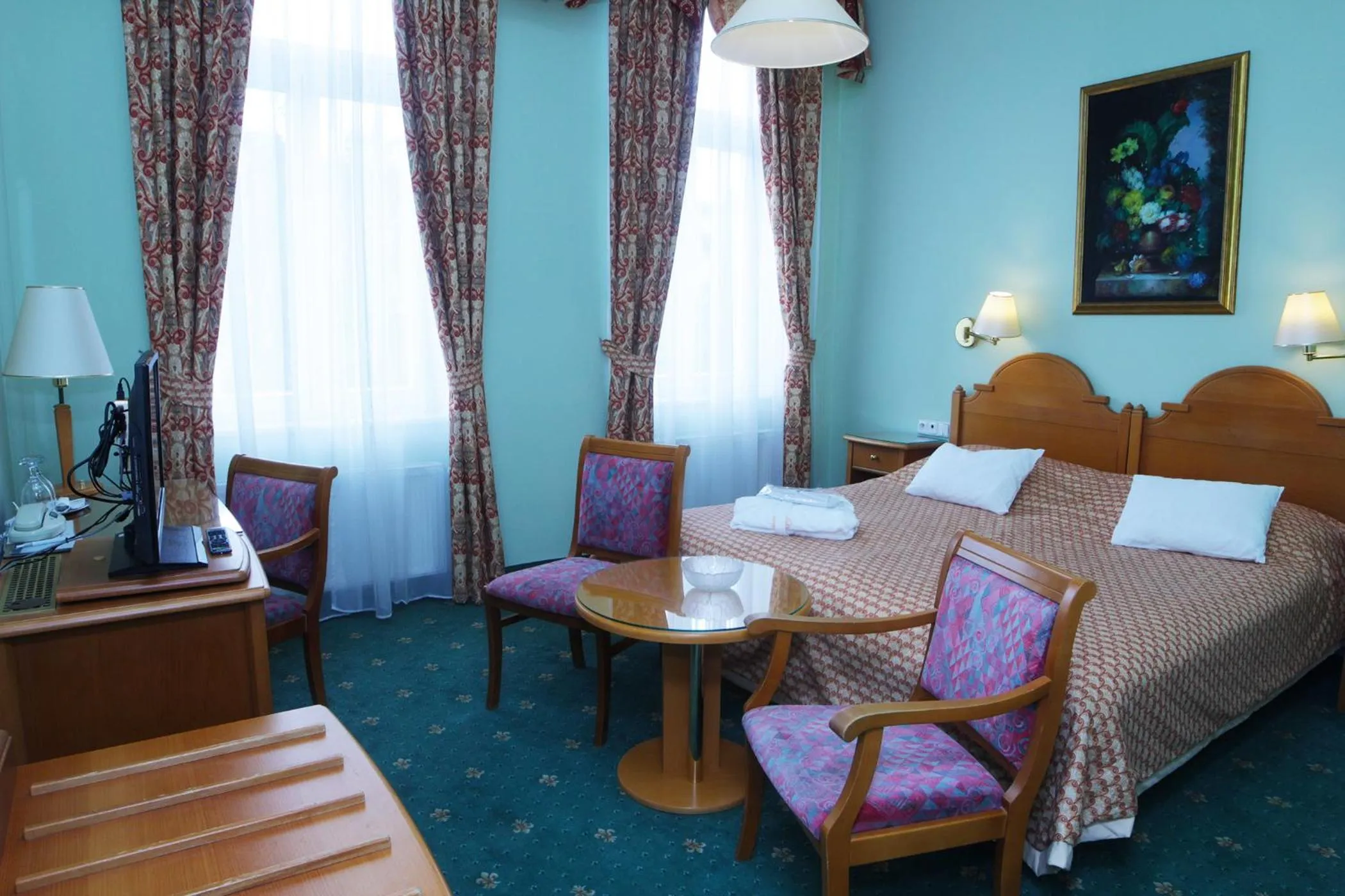 Photo of the whole room, Bed in Hotel Pavlov