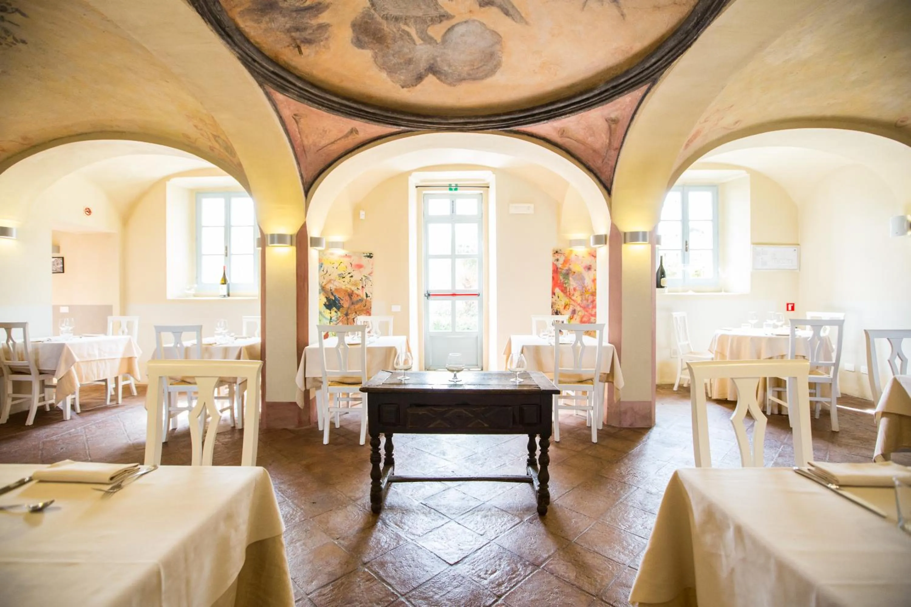 Restaurant/places to eat in Hotel Il Campanile