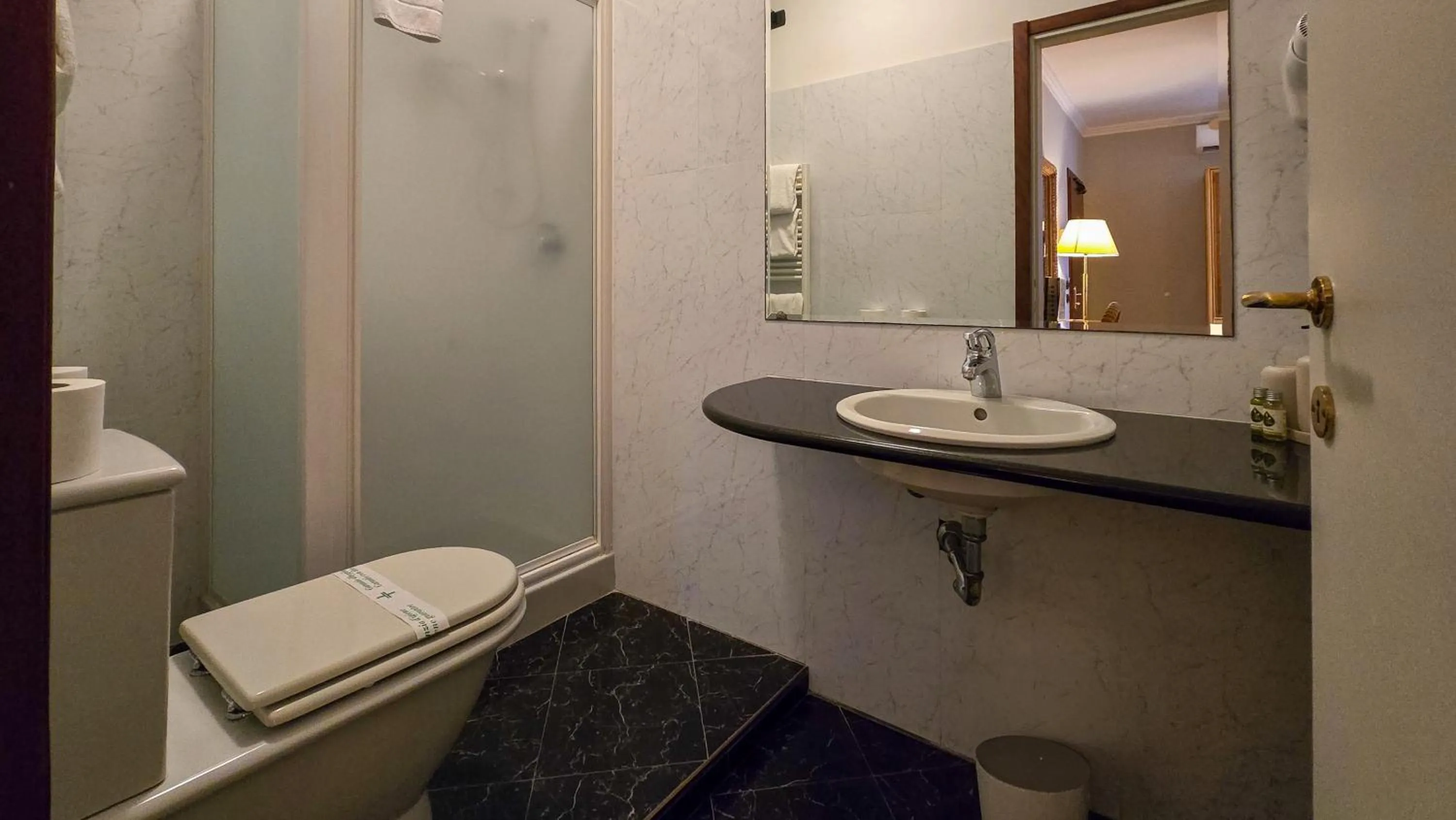 Bathroom in Hotel Dei Tigli