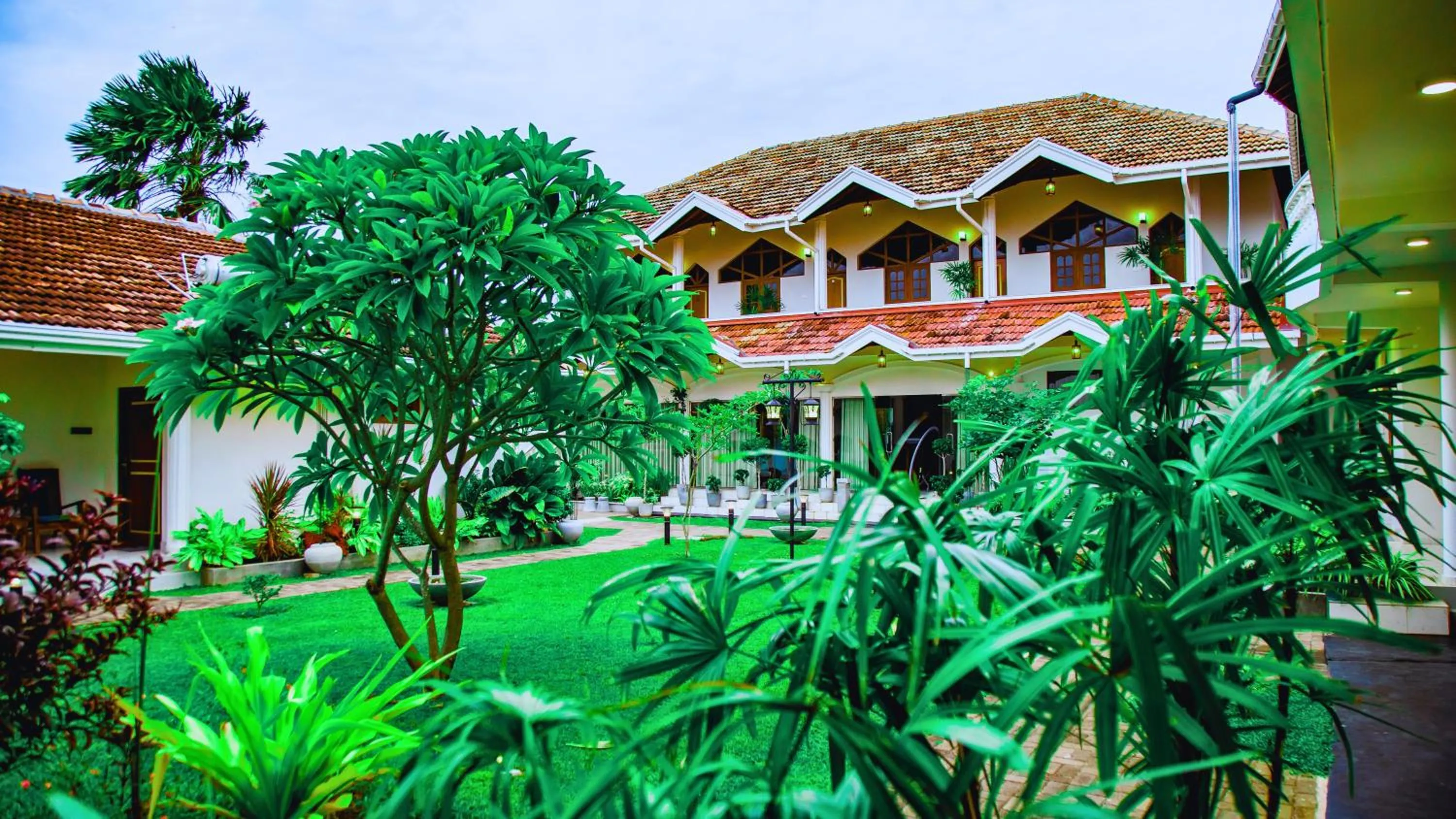 Property building in Paradise Holiday Village