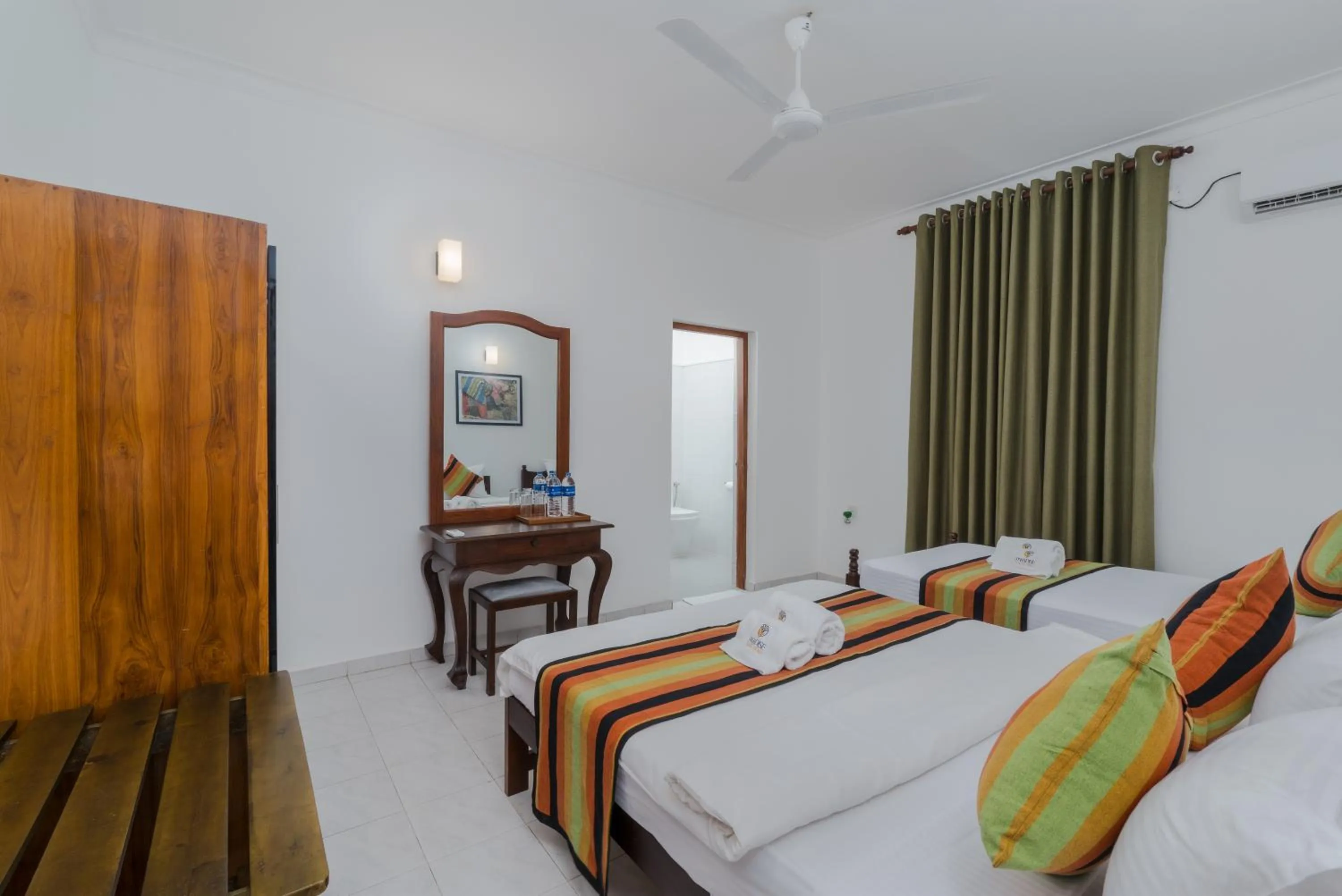 Bed in Paradise Holiday Village