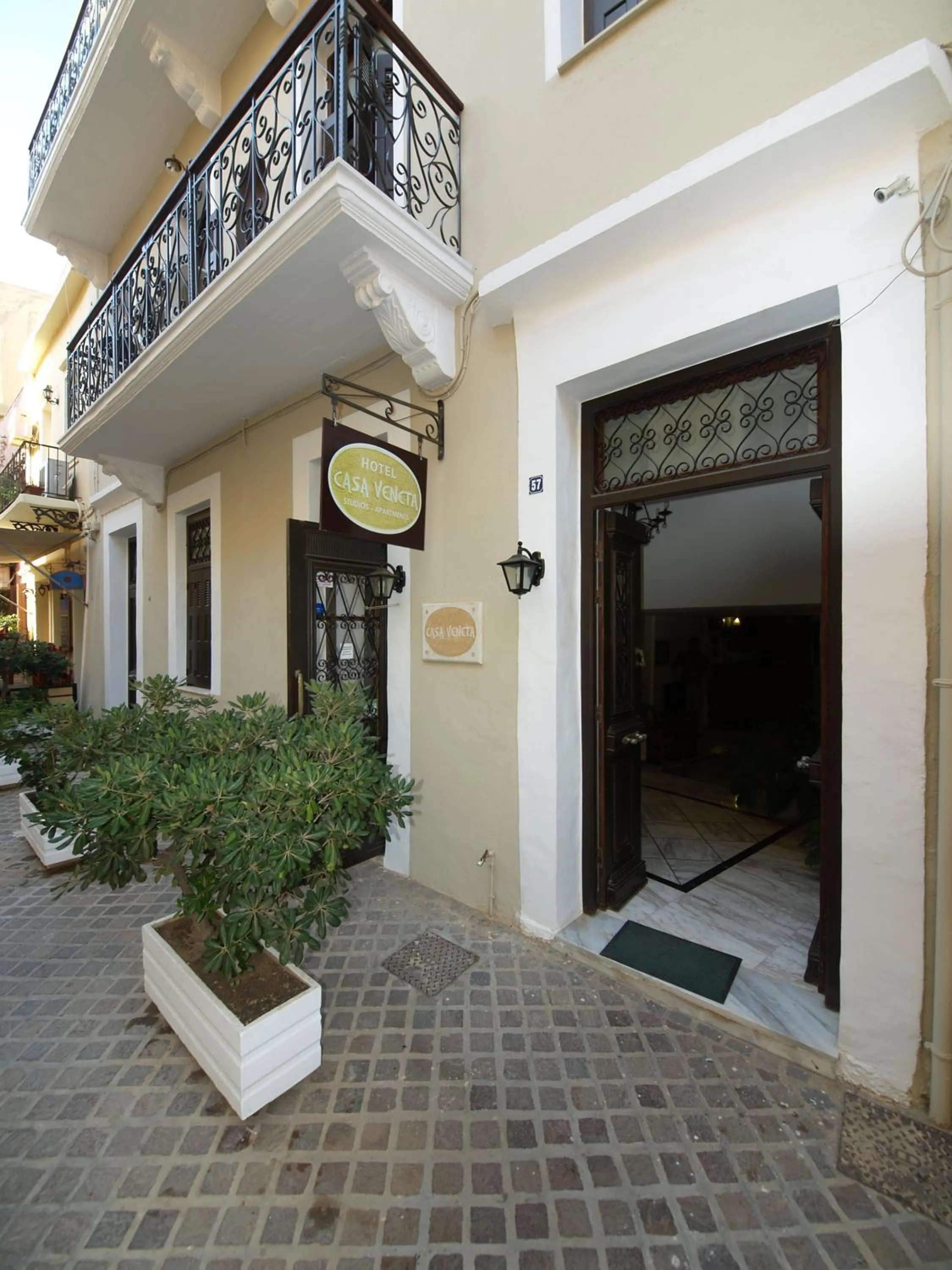 Facade/entrance in Casa Veneta