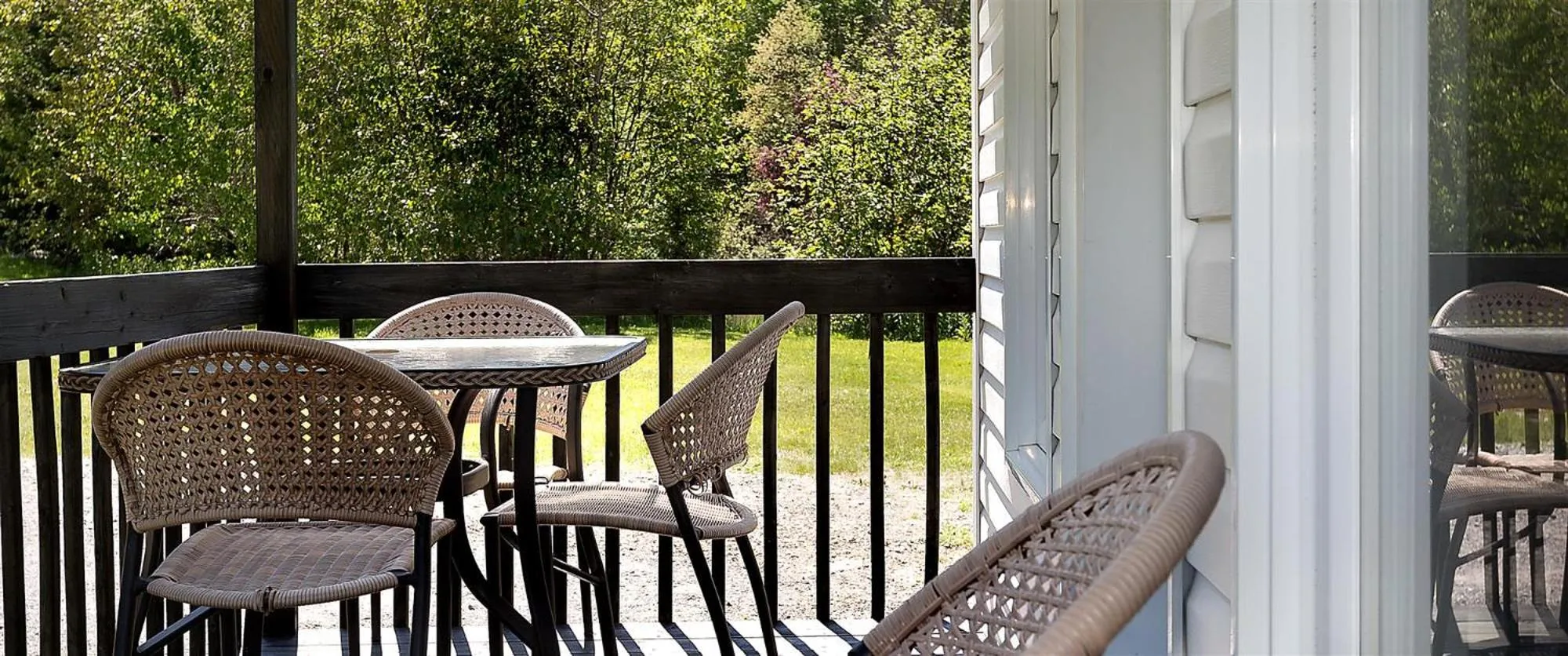 Camping Chalets Spas Pignons Rouges