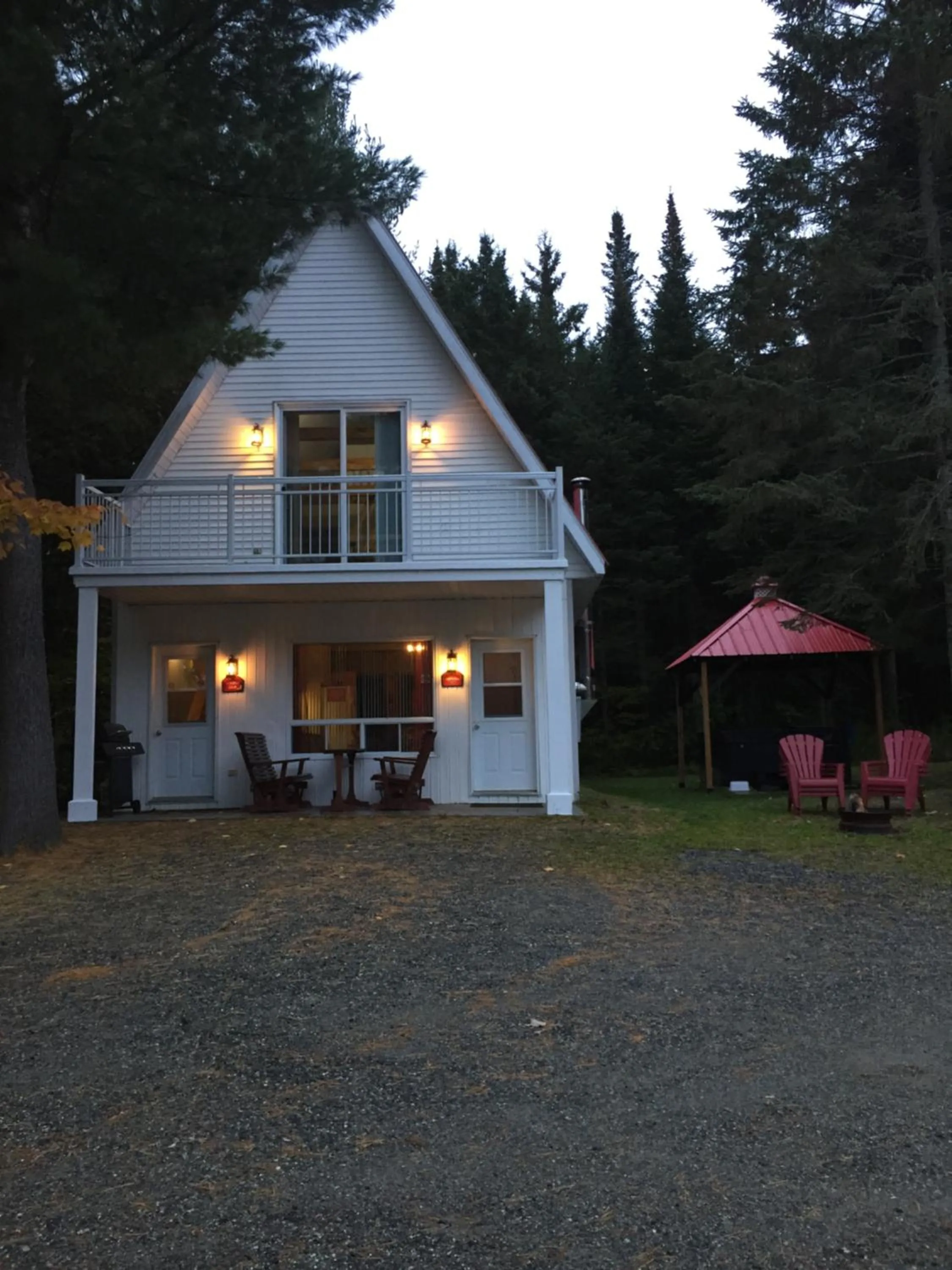 Camping Chalets Spas Pignons Rouges