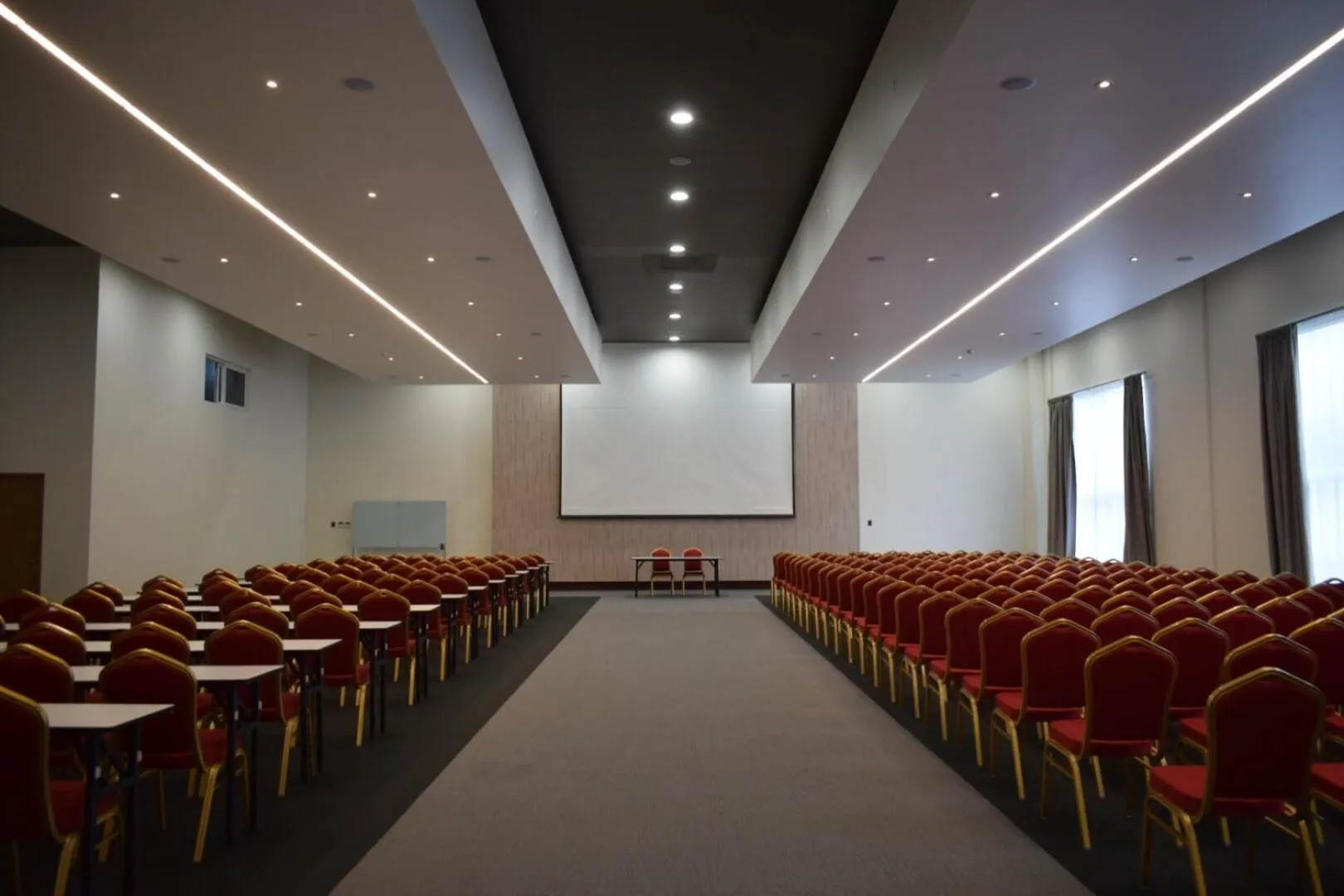 Meeting/conference room in Hotel Diego de Almagro Talca Express