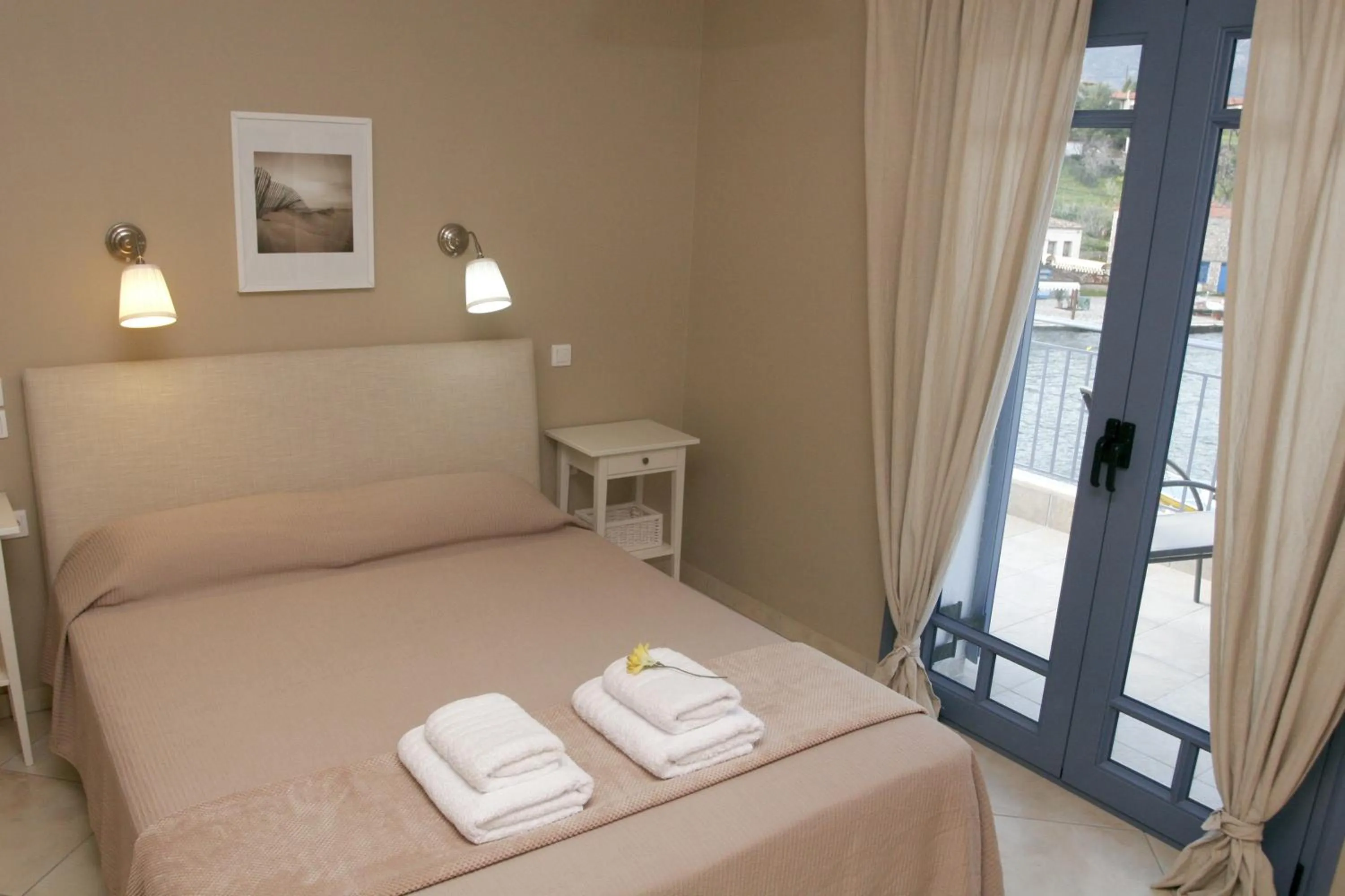 Bed in Boutique Hotel Iasmos