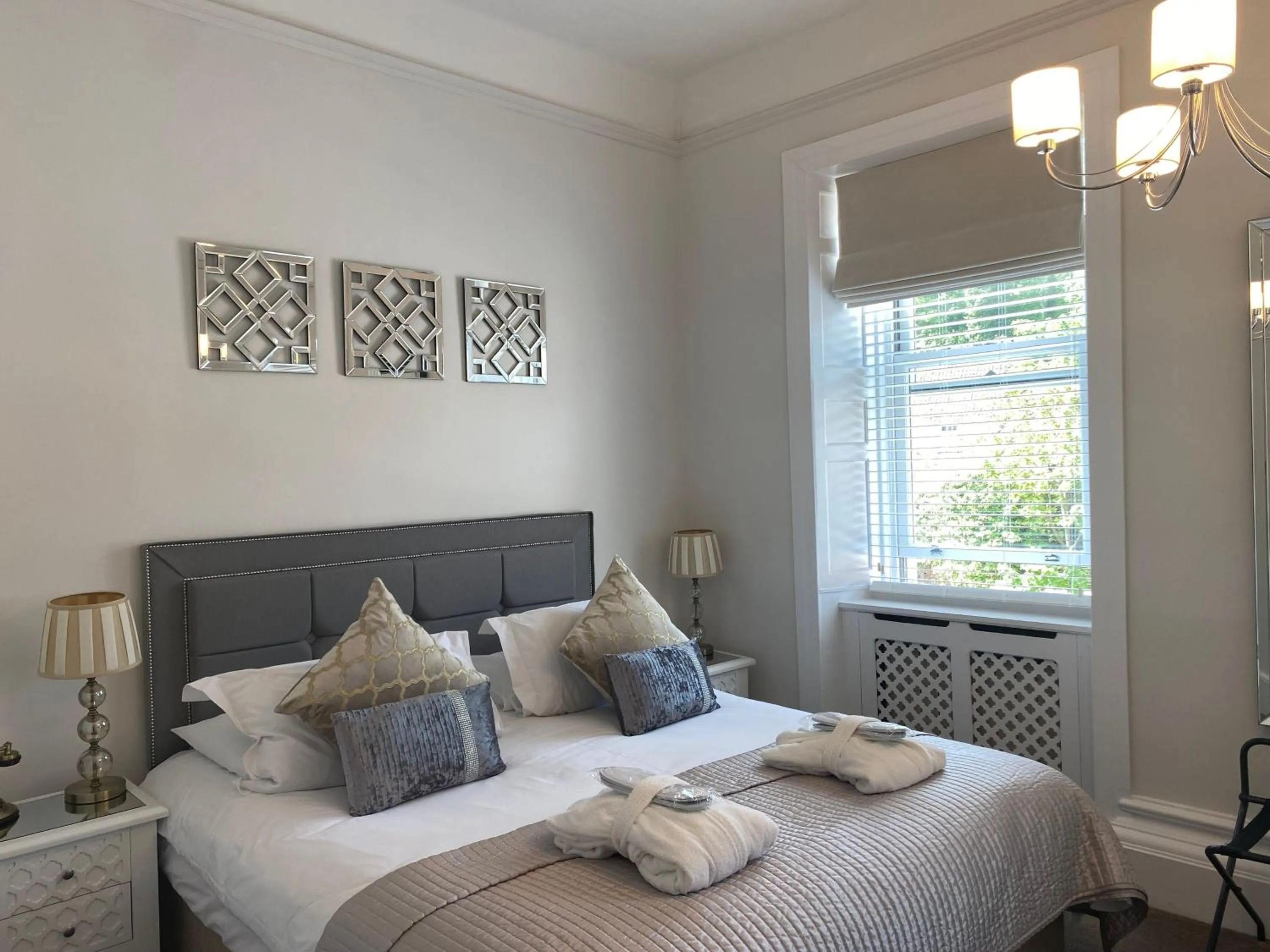 Bed in La Haule Manor