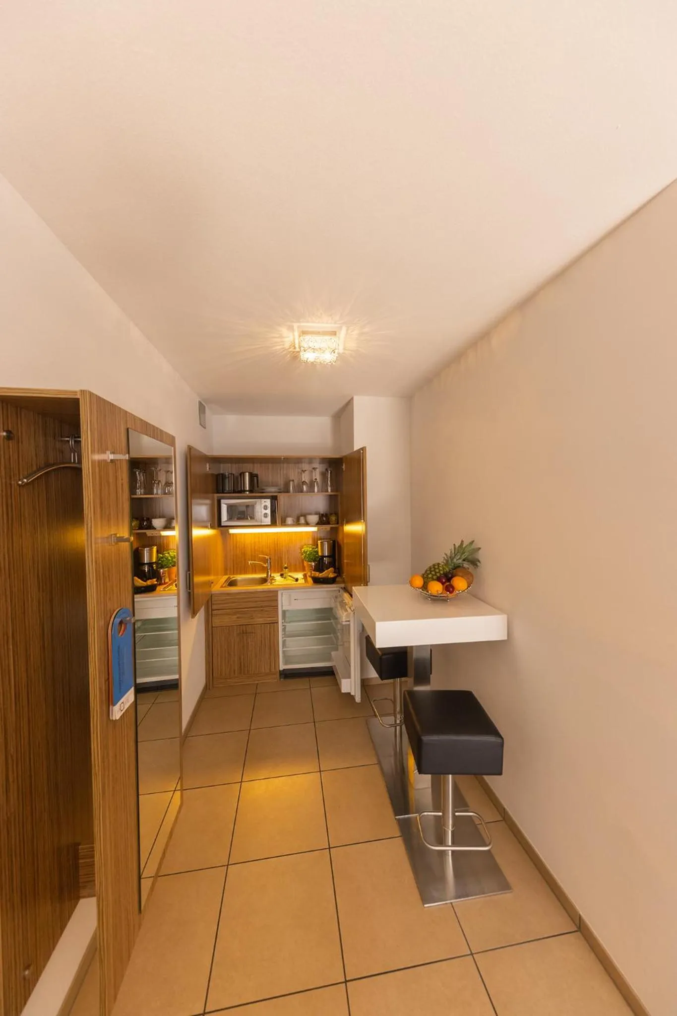 Boardinghouse HOME - adults only -