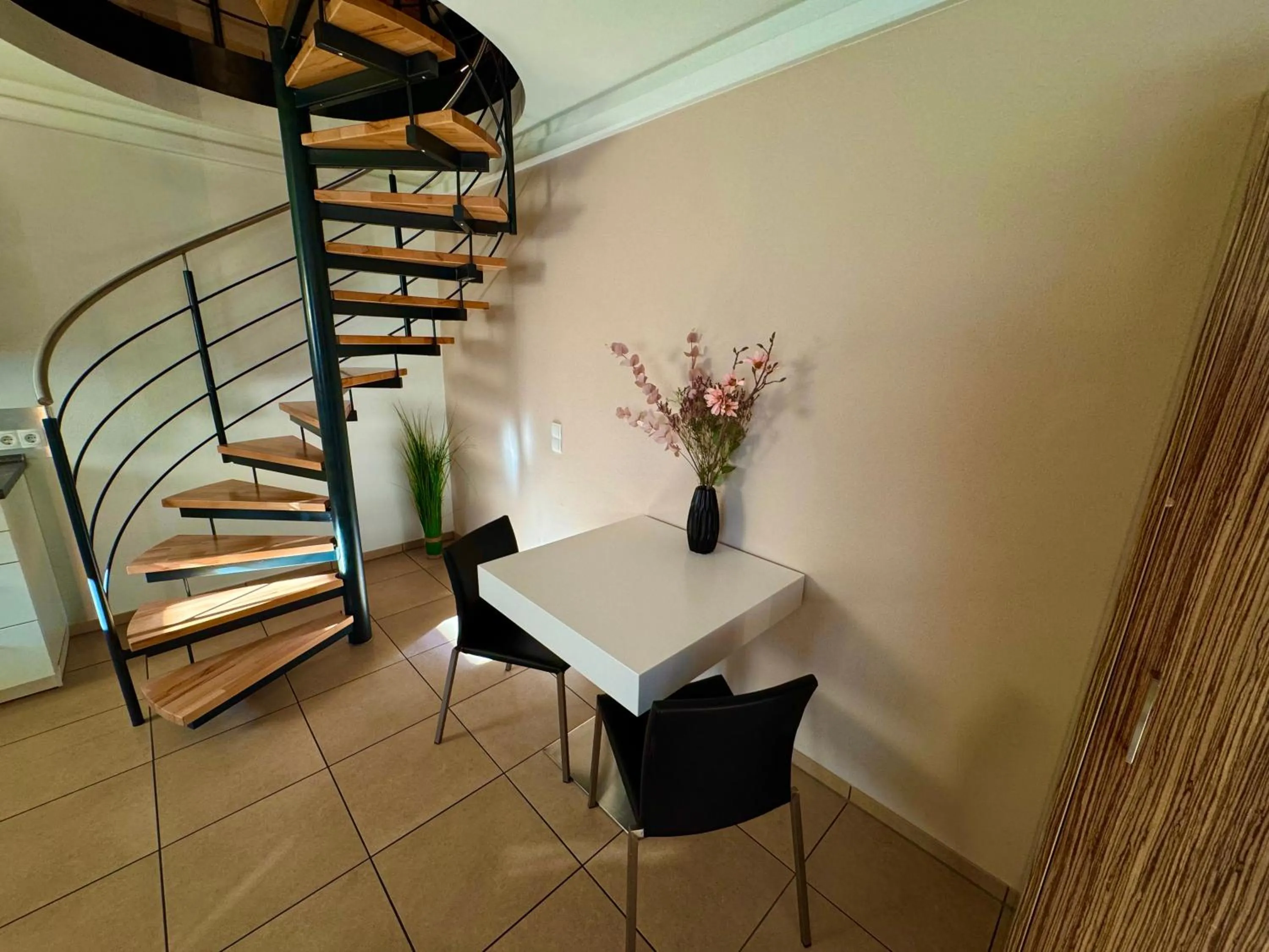 Boardinghouse HOME - adults only -