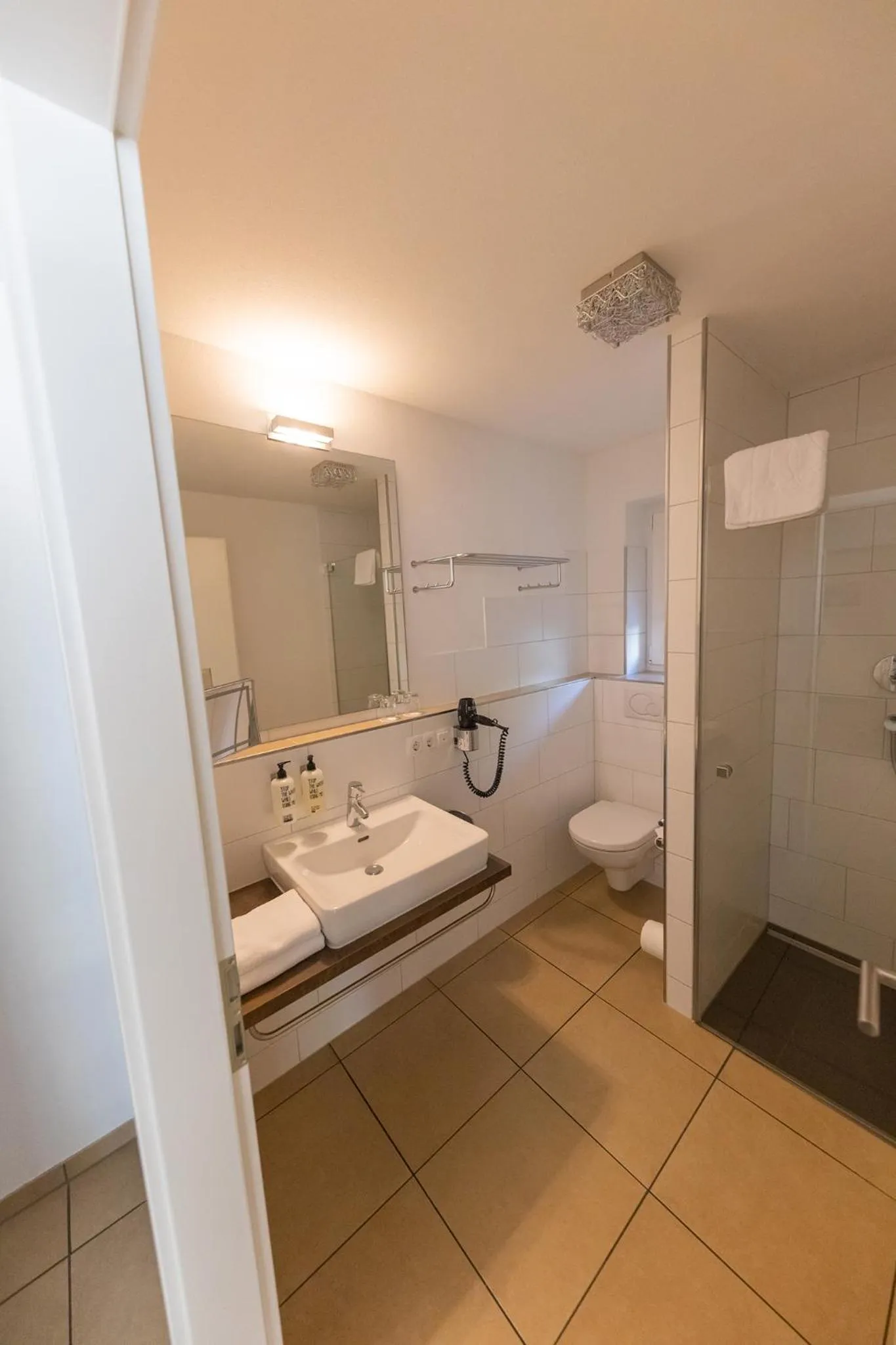 Boardinghouse HOME - adults only -