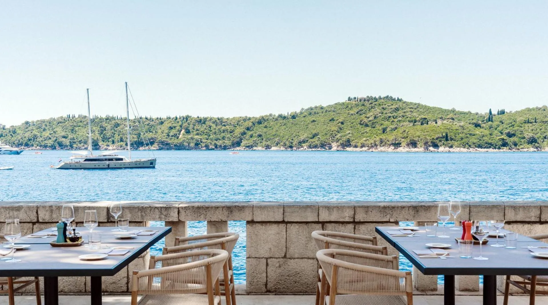 Restaurant/places to eat in Villa Dubrovnik