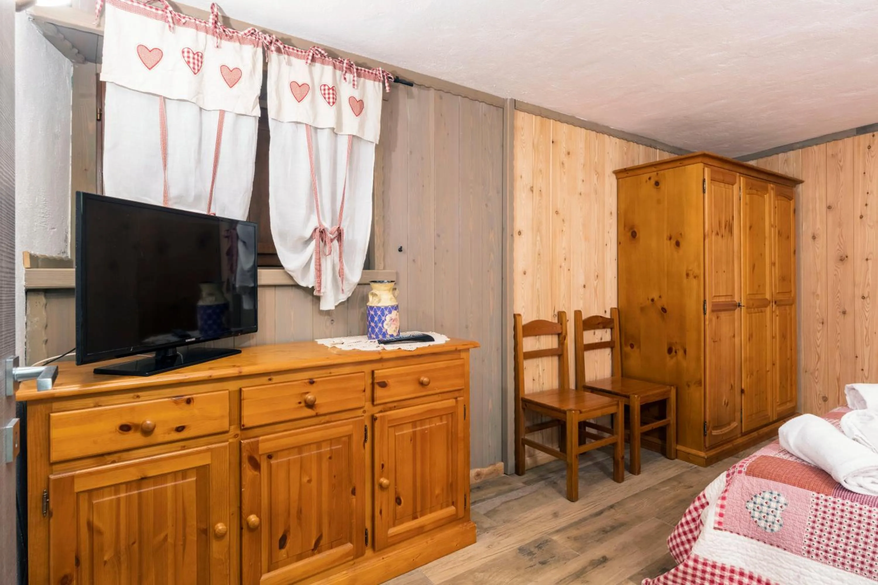 Bed in Residence Covalou