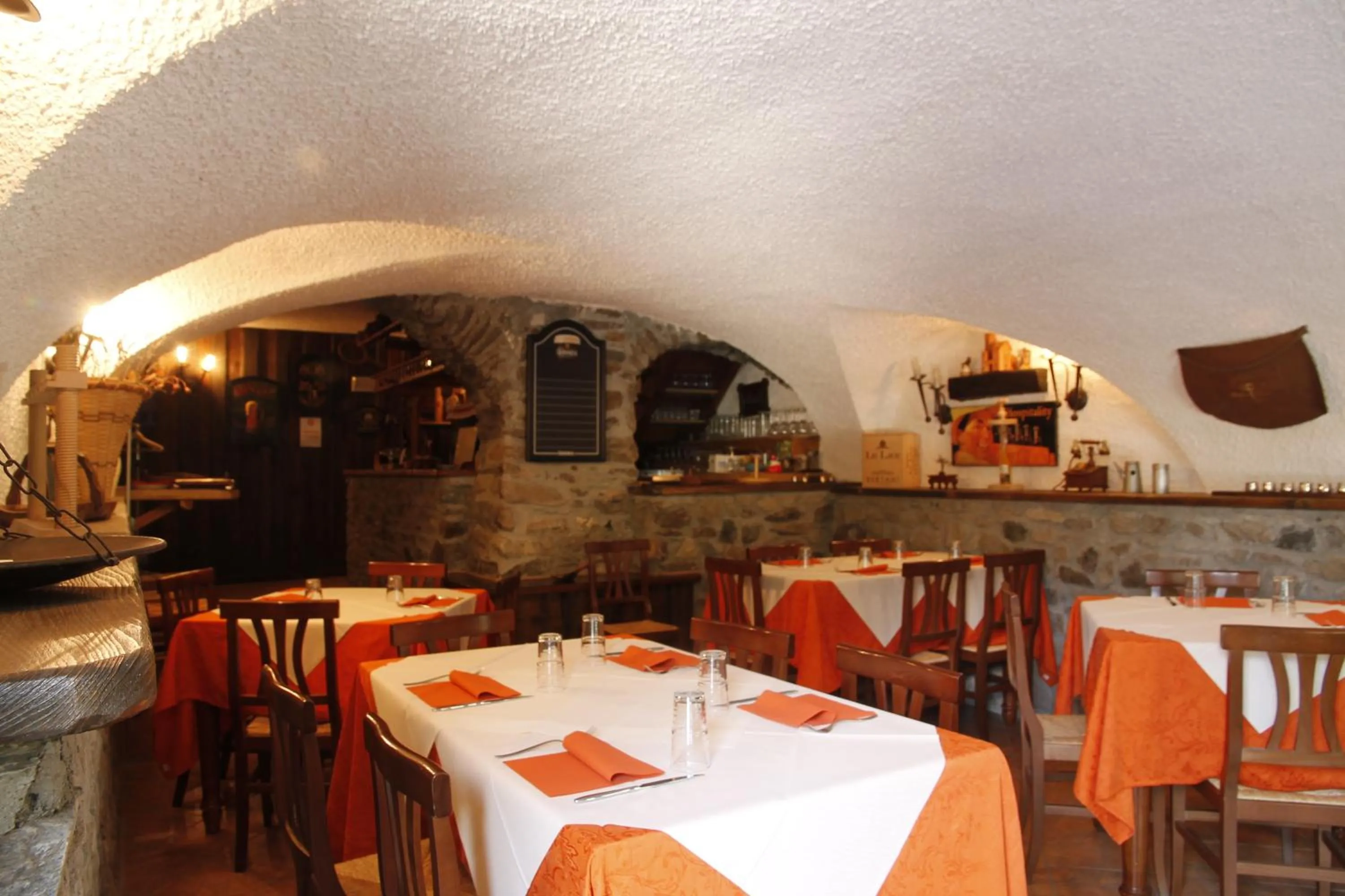 Restaurant/places to eat in Residence Covalou