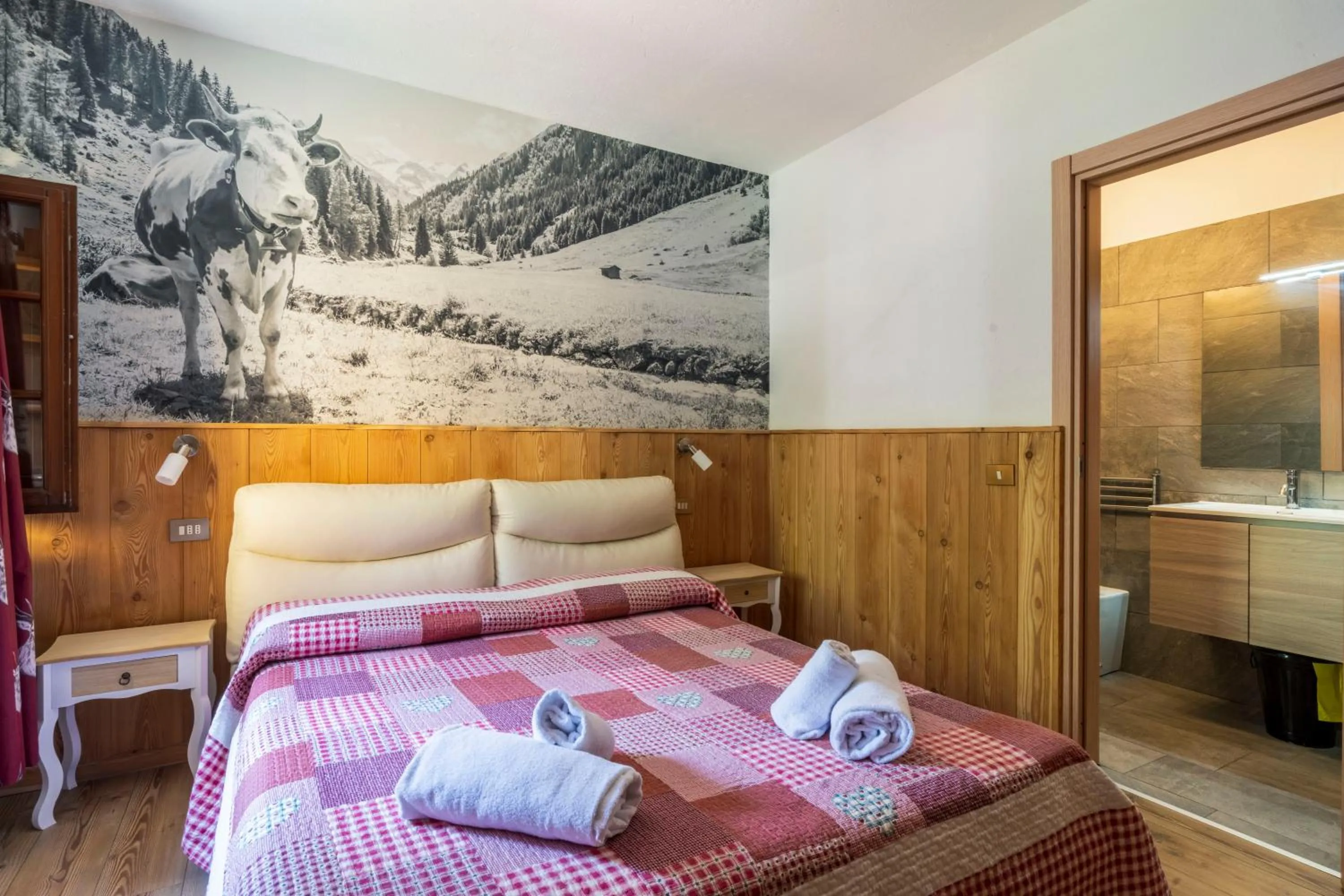 Bed in Residence Covalou