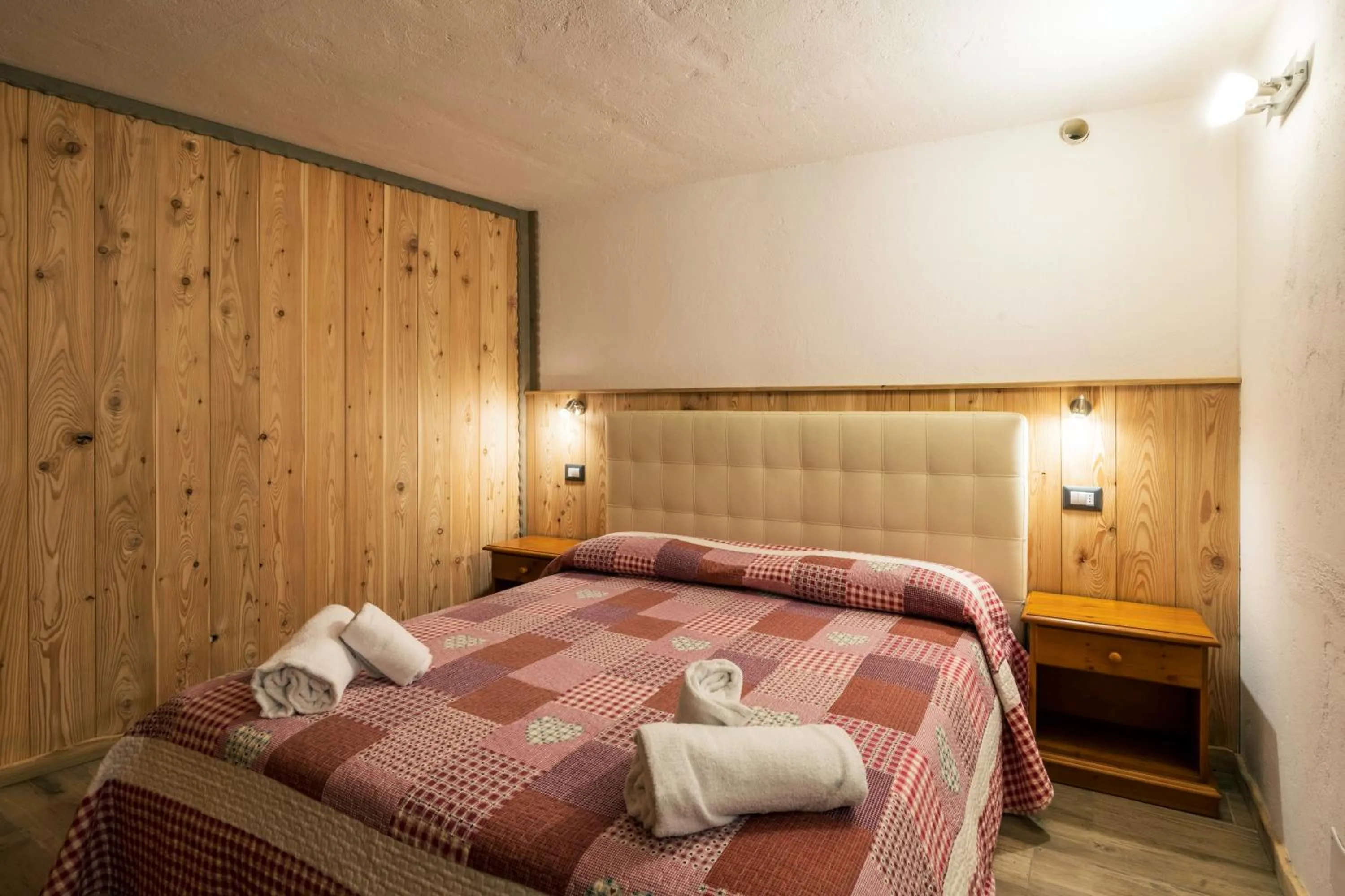 Bed in Residence Covalou