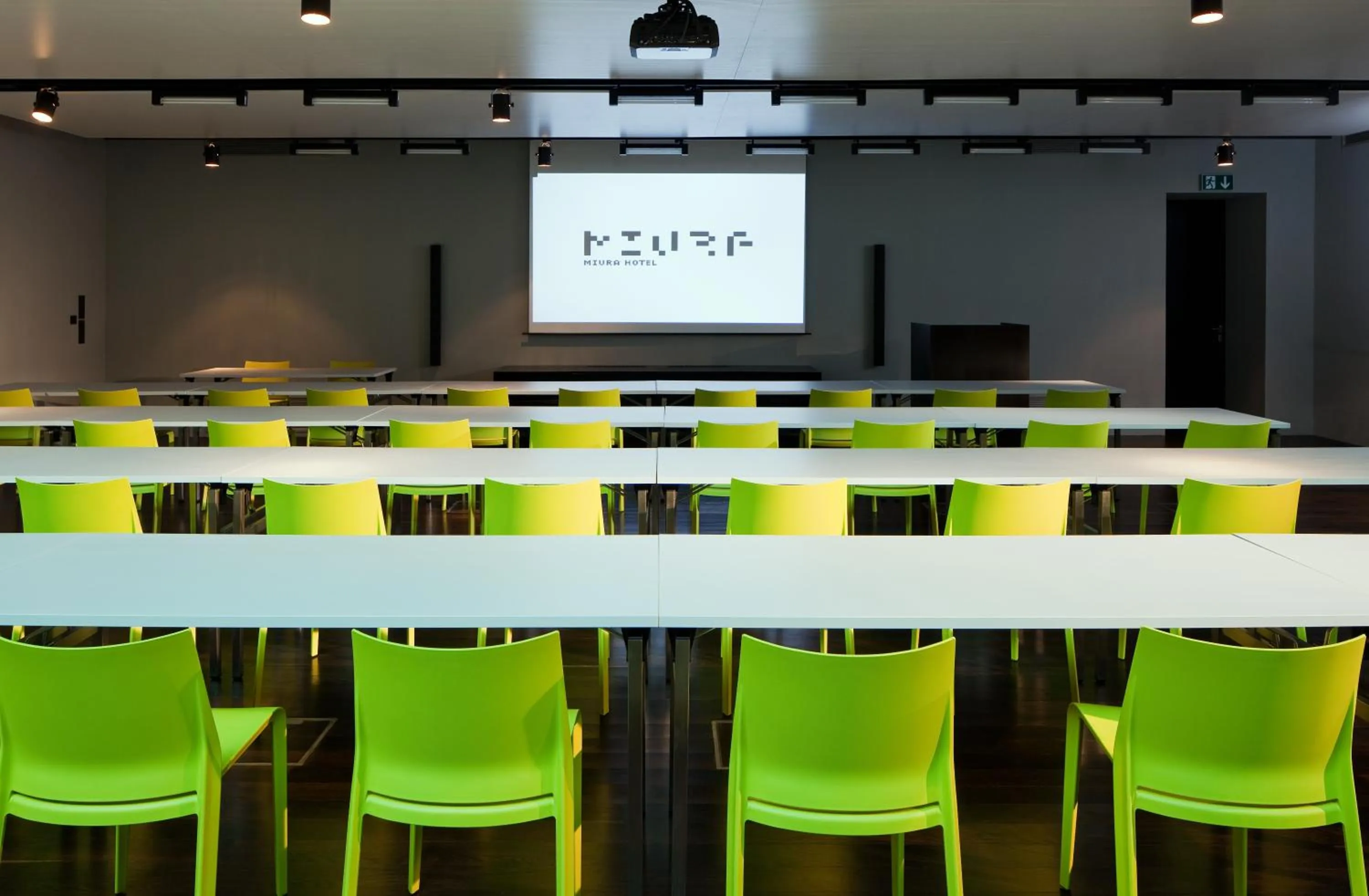 Business facilities in Miura Hotel