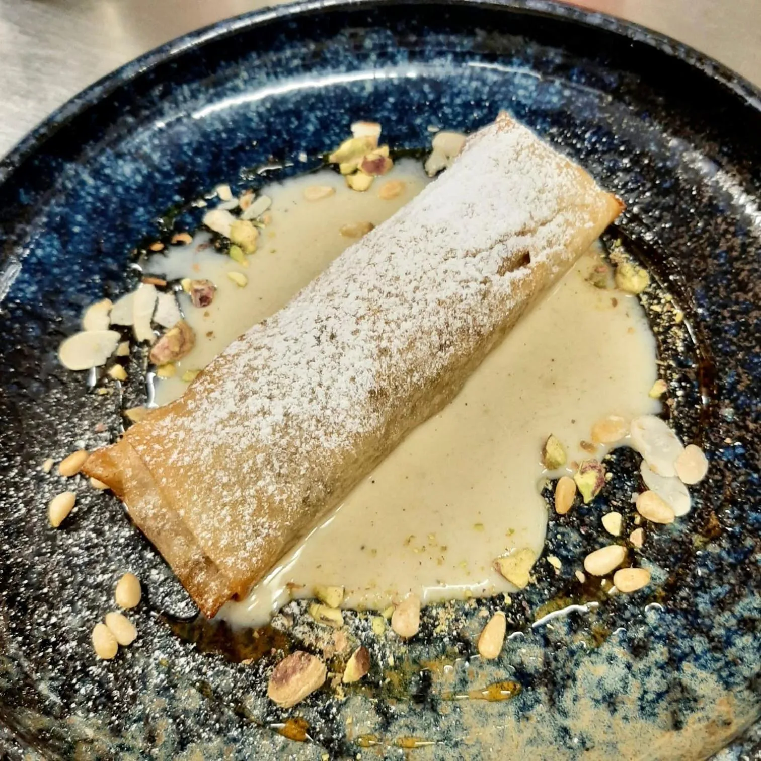 Restaurant/places to eat in Miura Hotel