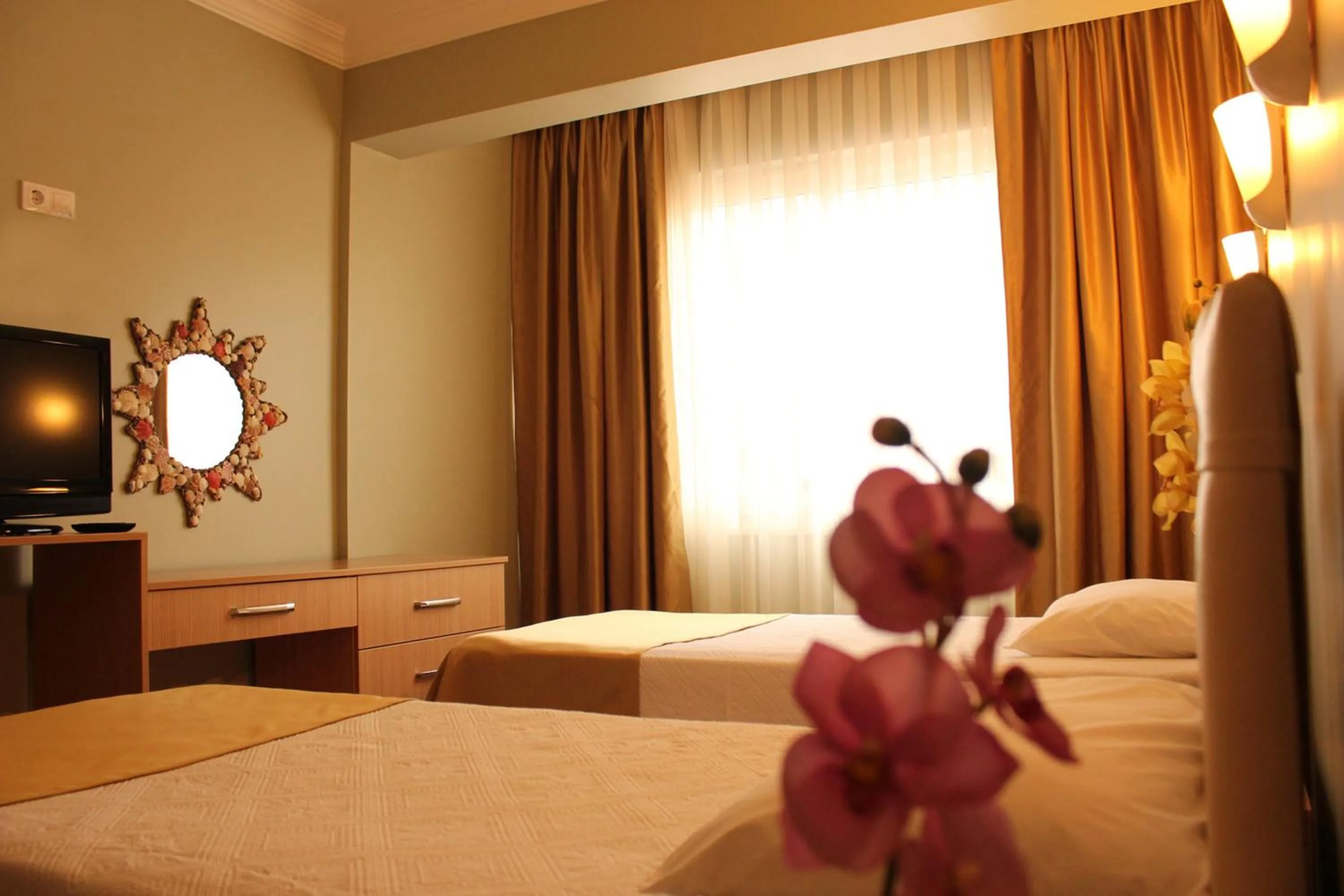 Bedroom, Bed in Hotel Dost