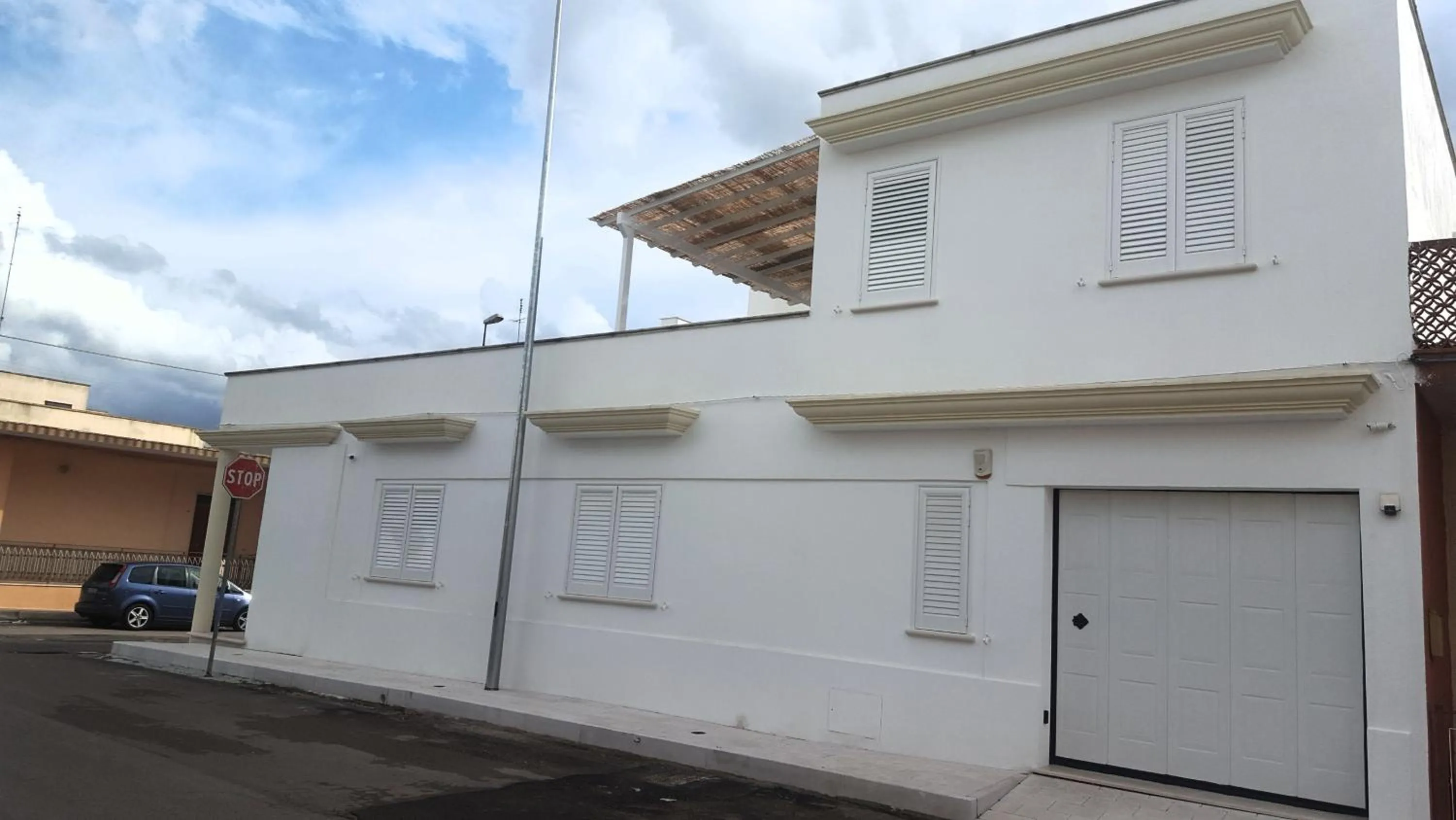 Property building in B&BWHITE