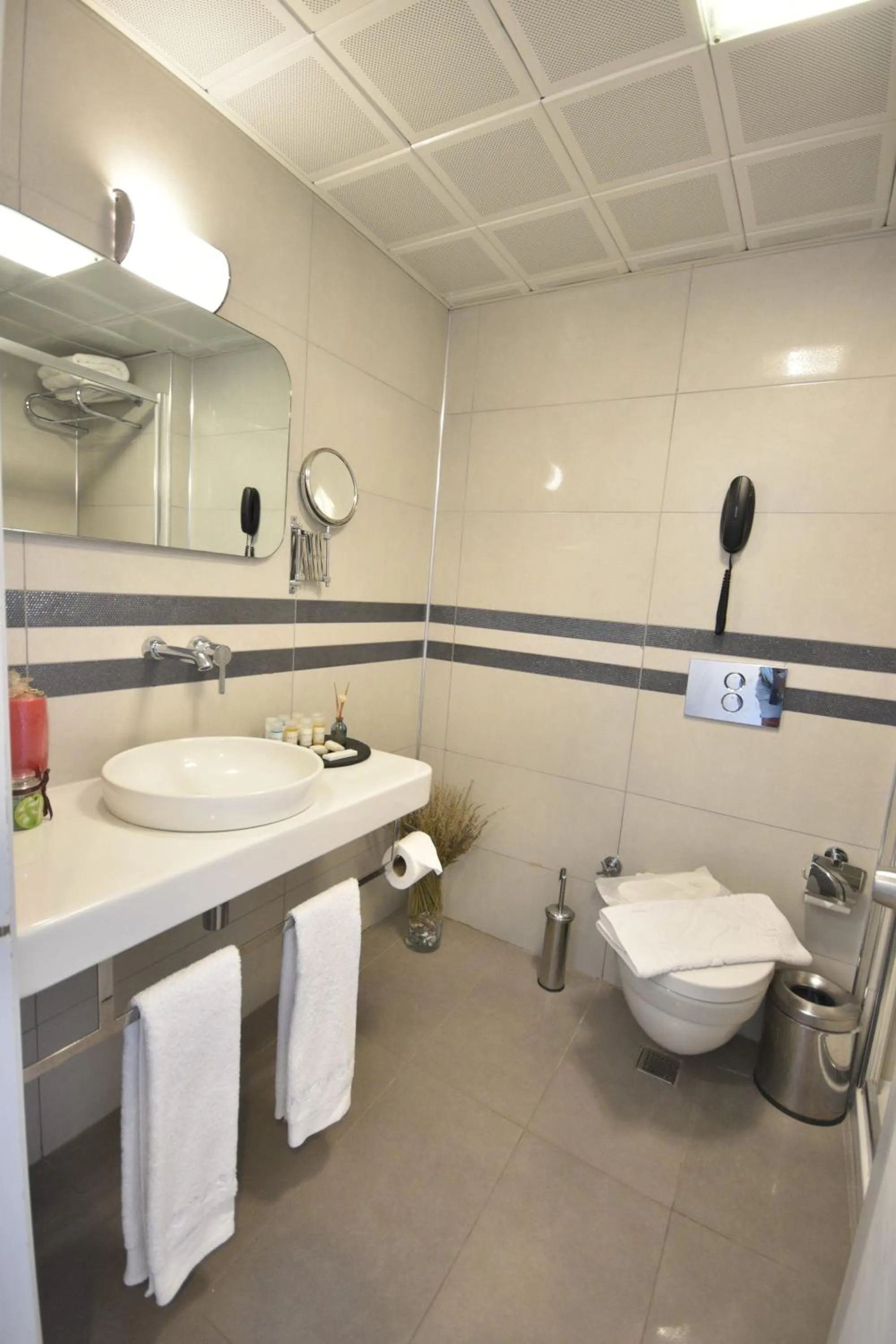 Shower in Aurasia Beach Hotel