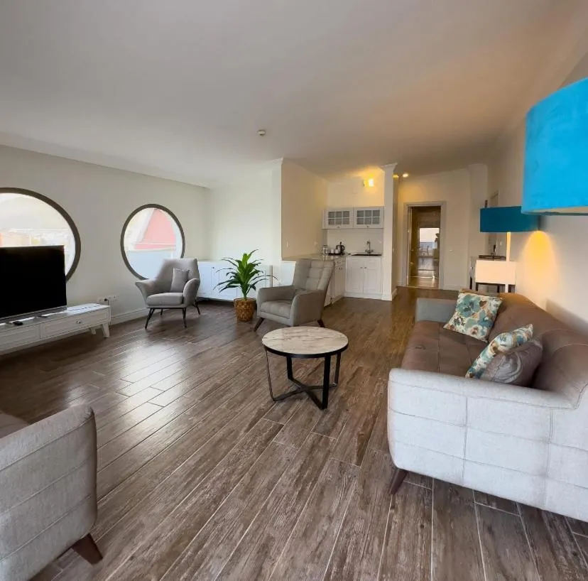 TV and multimedia in Aurasia Beach Hotel