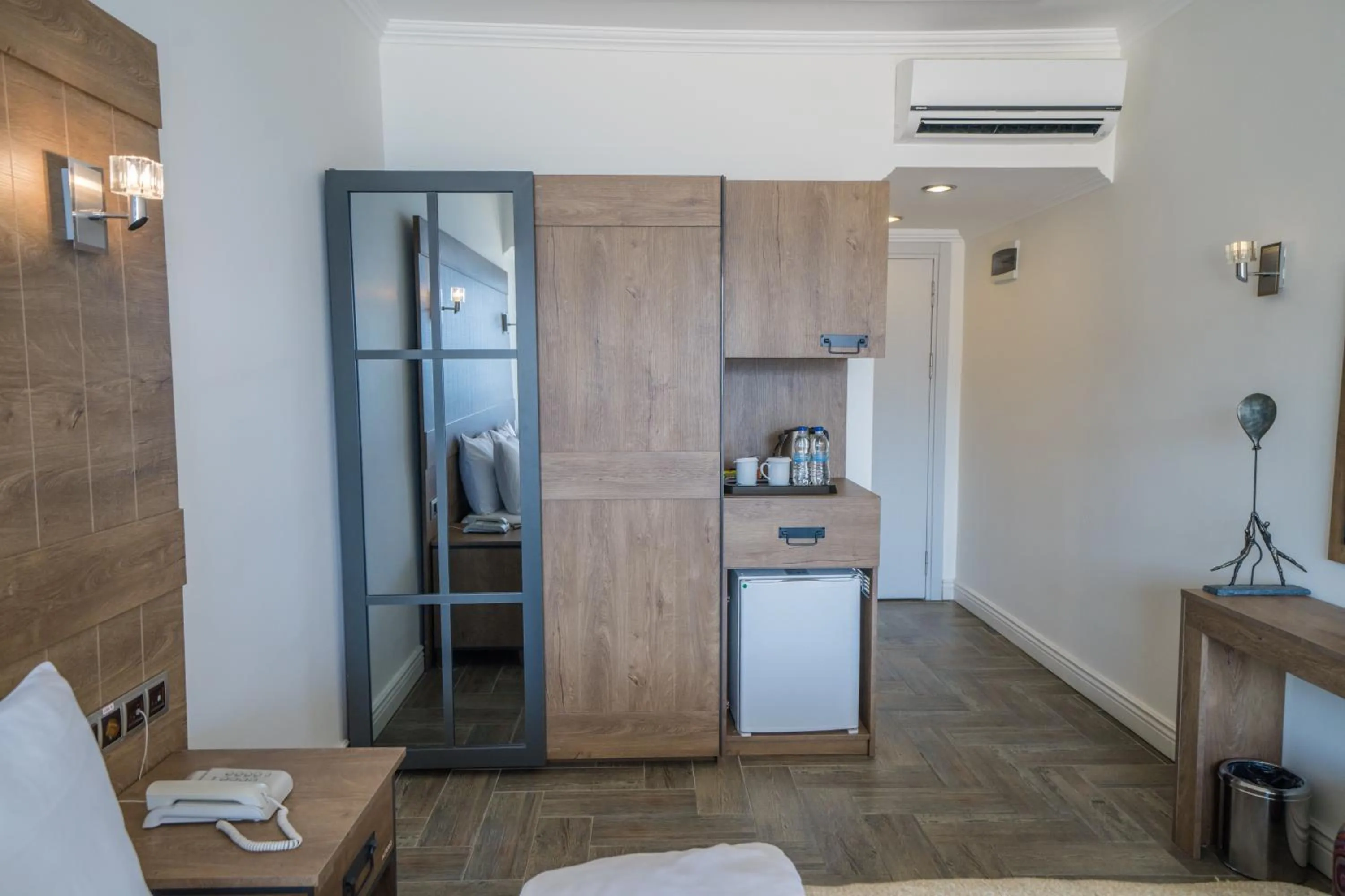 Coffee/tea facilities in Aurasia Beach Hotel