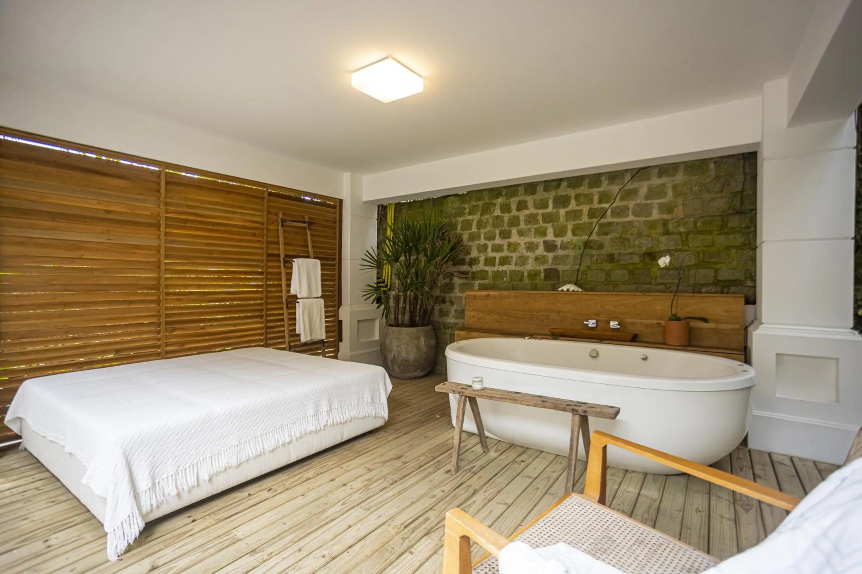 Bed in Felissimo Exclusive Hotel