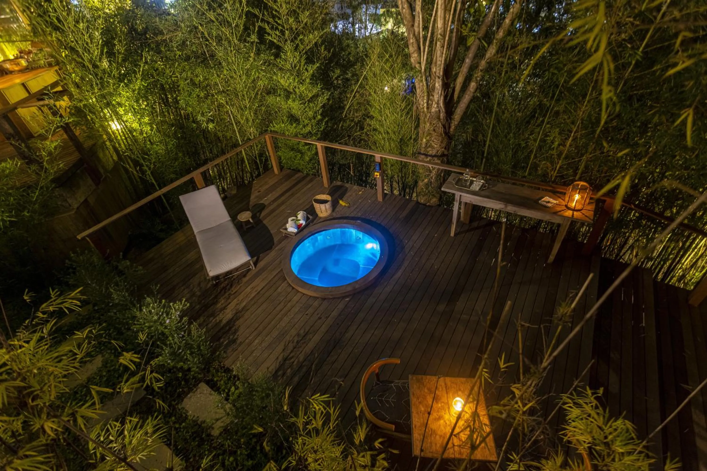 Hot Tub in Felissimo Exclusive Hotel