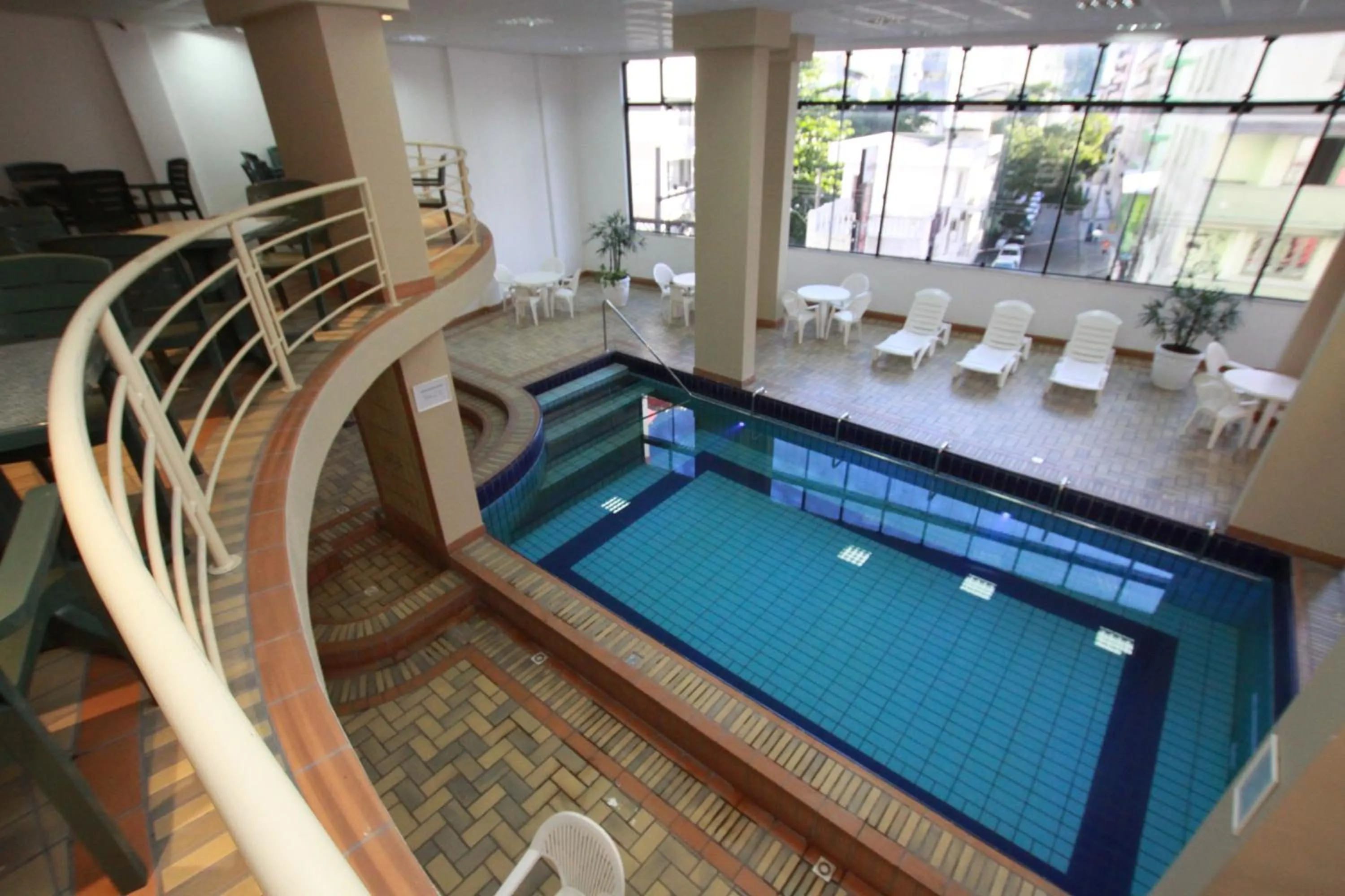 Swimming pool in Hotel Blumenau - Balneário Camboriú
