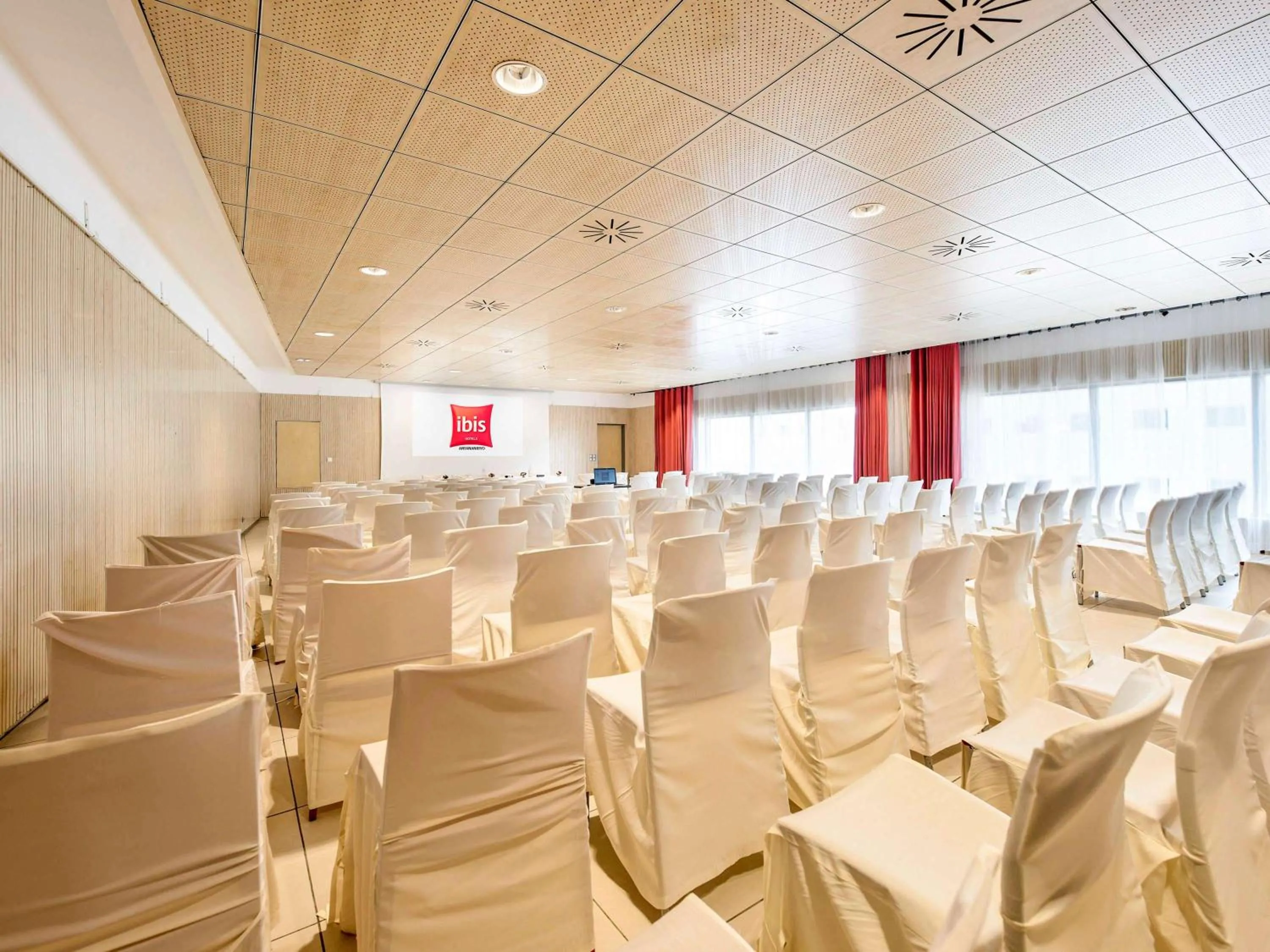 On site in Ibis Antananarivo Ankorondrano