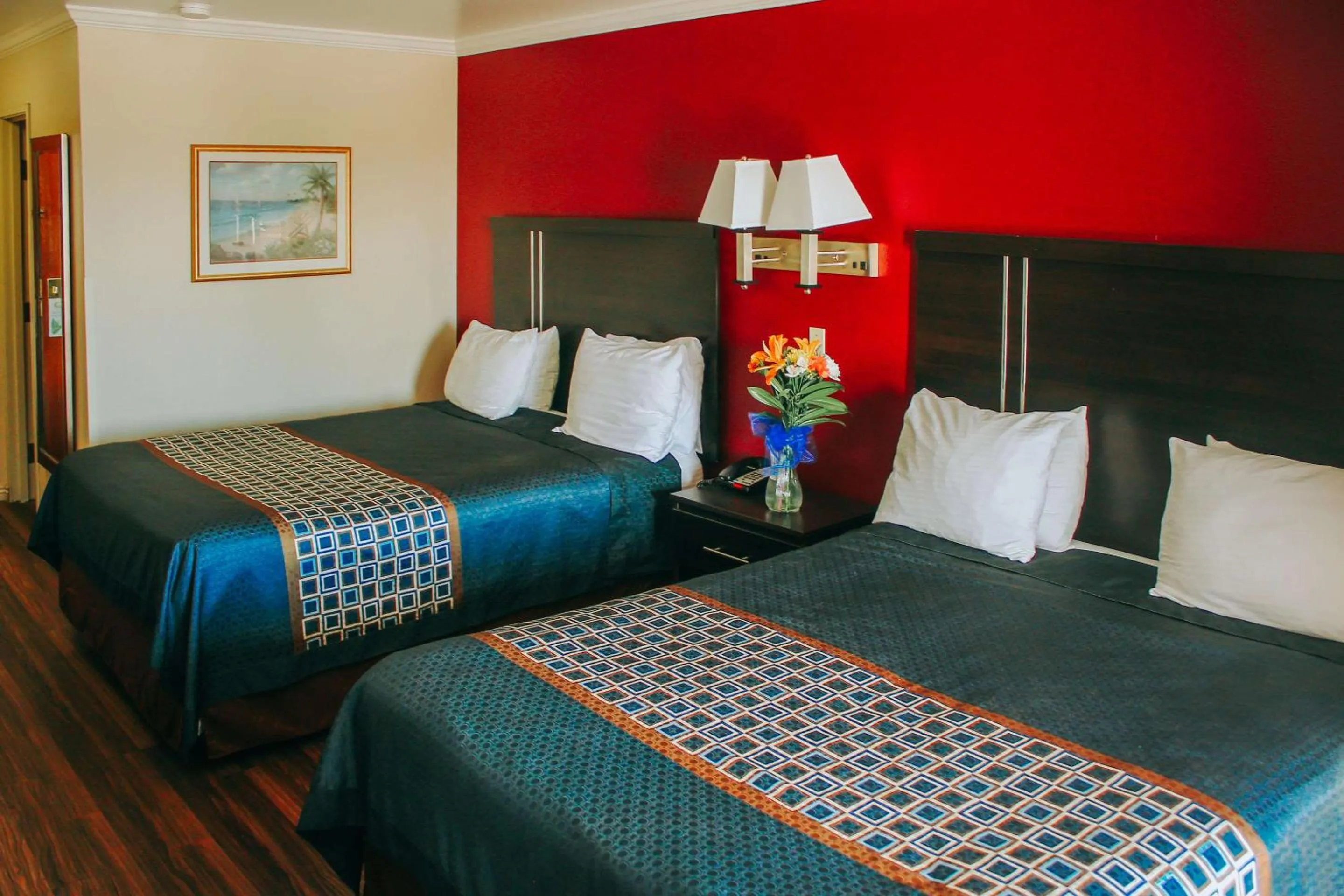 Photo of the whole room, Bed in Rodeway Inn & Suites Lake Havasu City