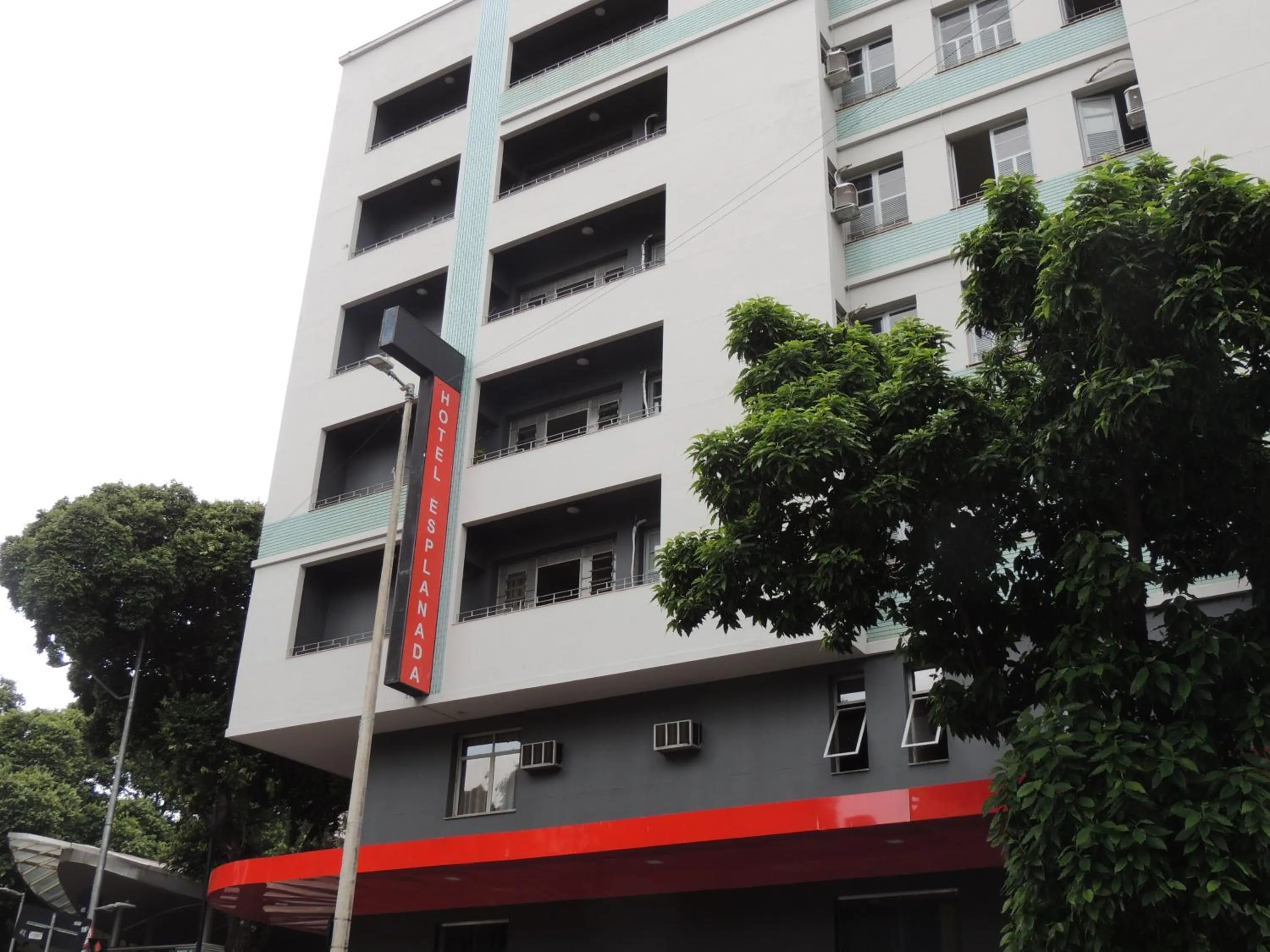 Facade/entrance in Hotel Esplanada Belo Horizonte - Proximo a Estacao de Trem