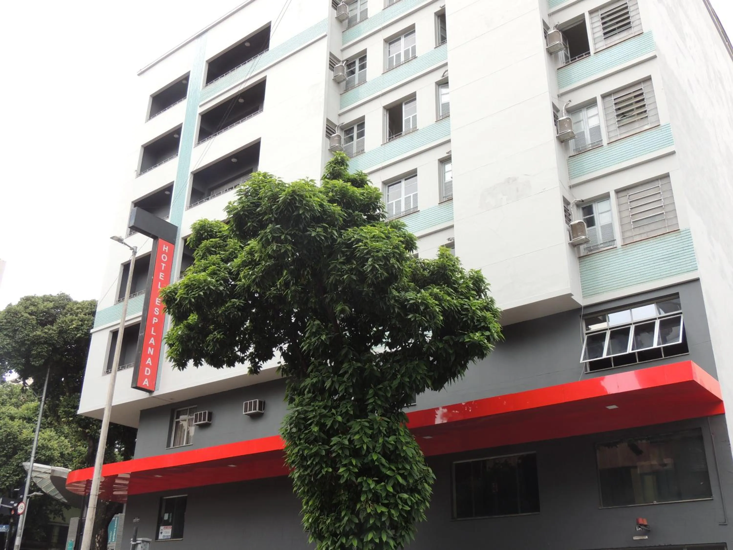 Facade/entrance in Hotel Esplanada Belo Horizonte - Proximo a Estacao de Trem