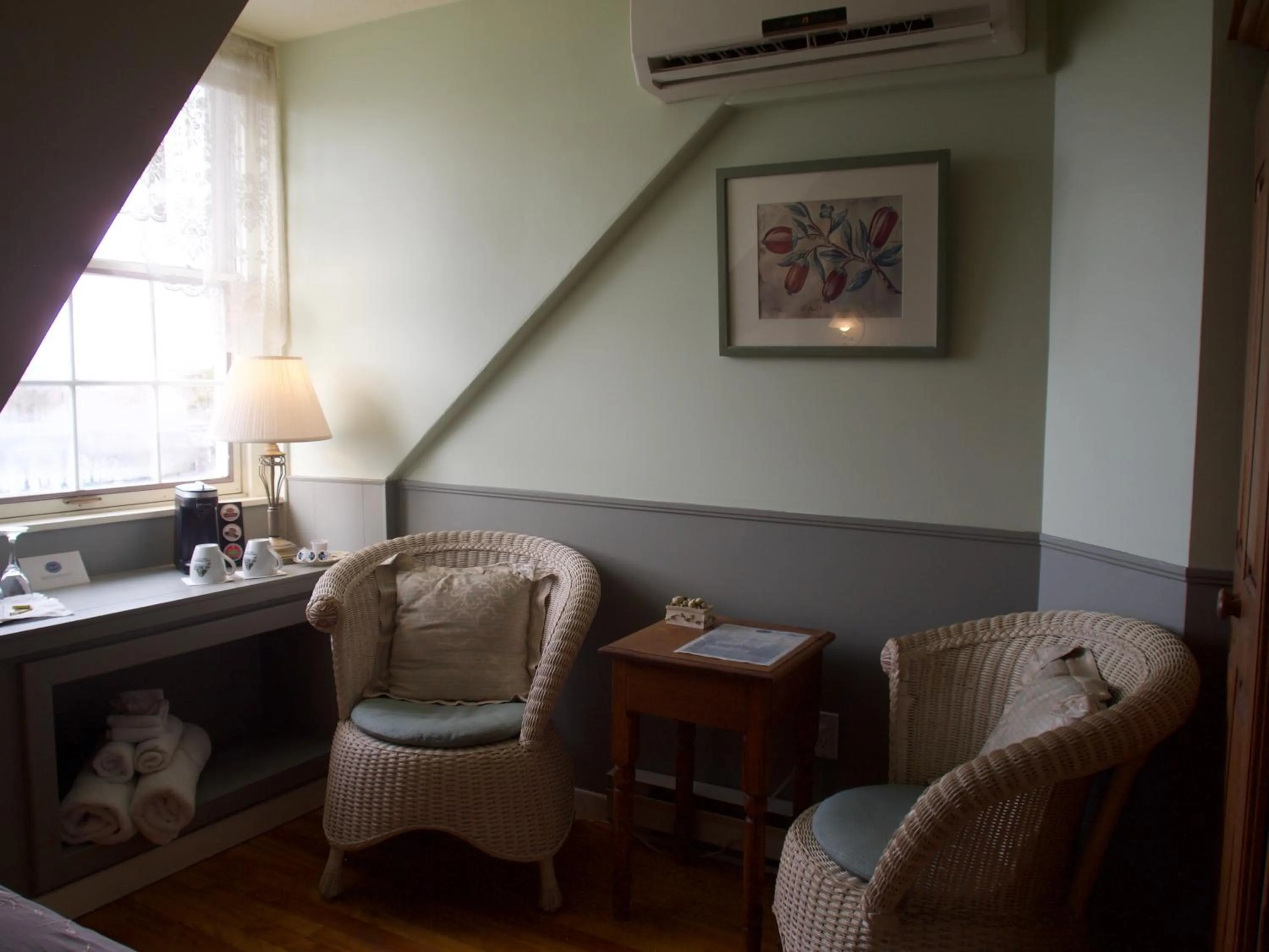 Au Manoir de la rue Merry