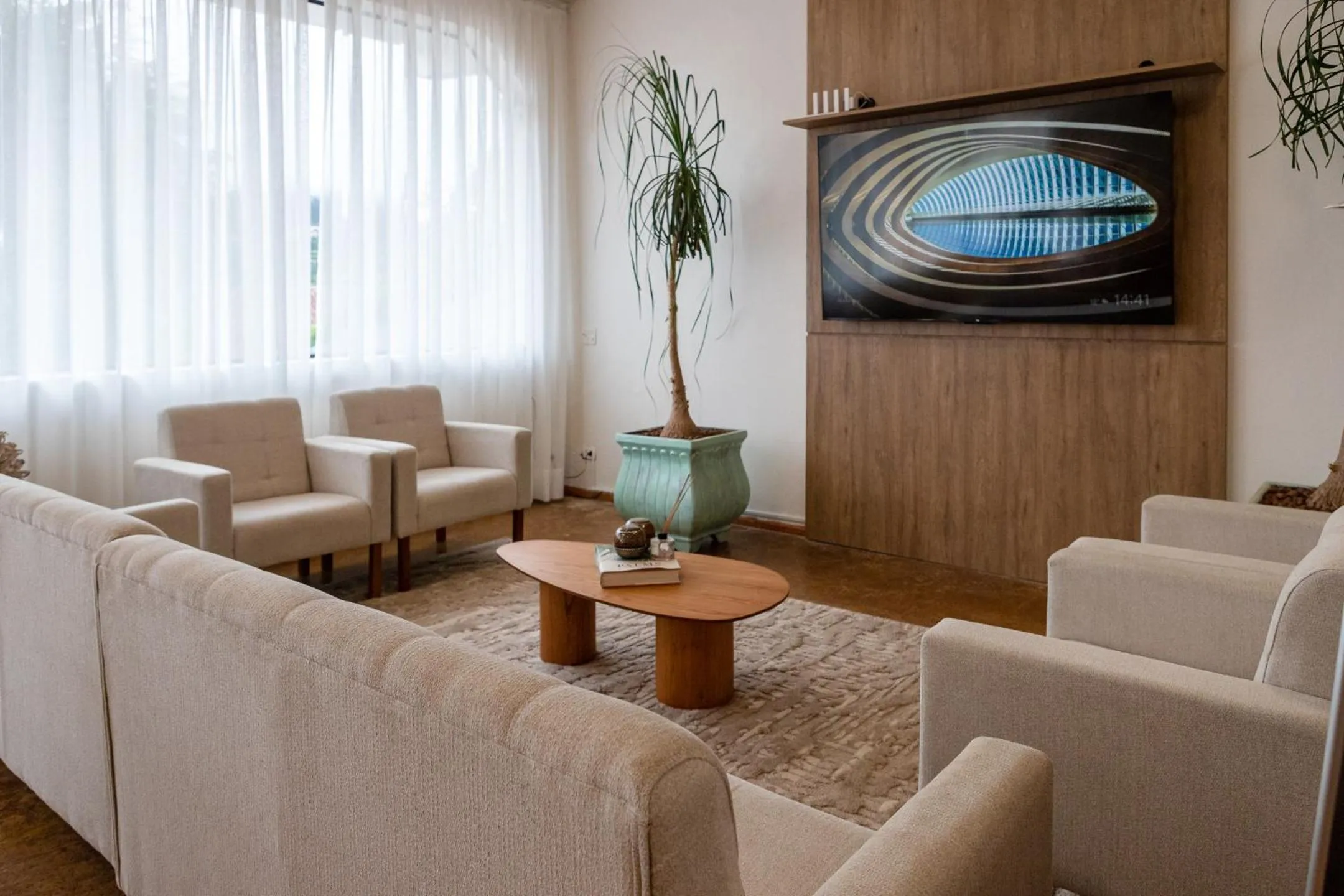 Communal lounge/ TV room in Pousada de Charme Vila Natal