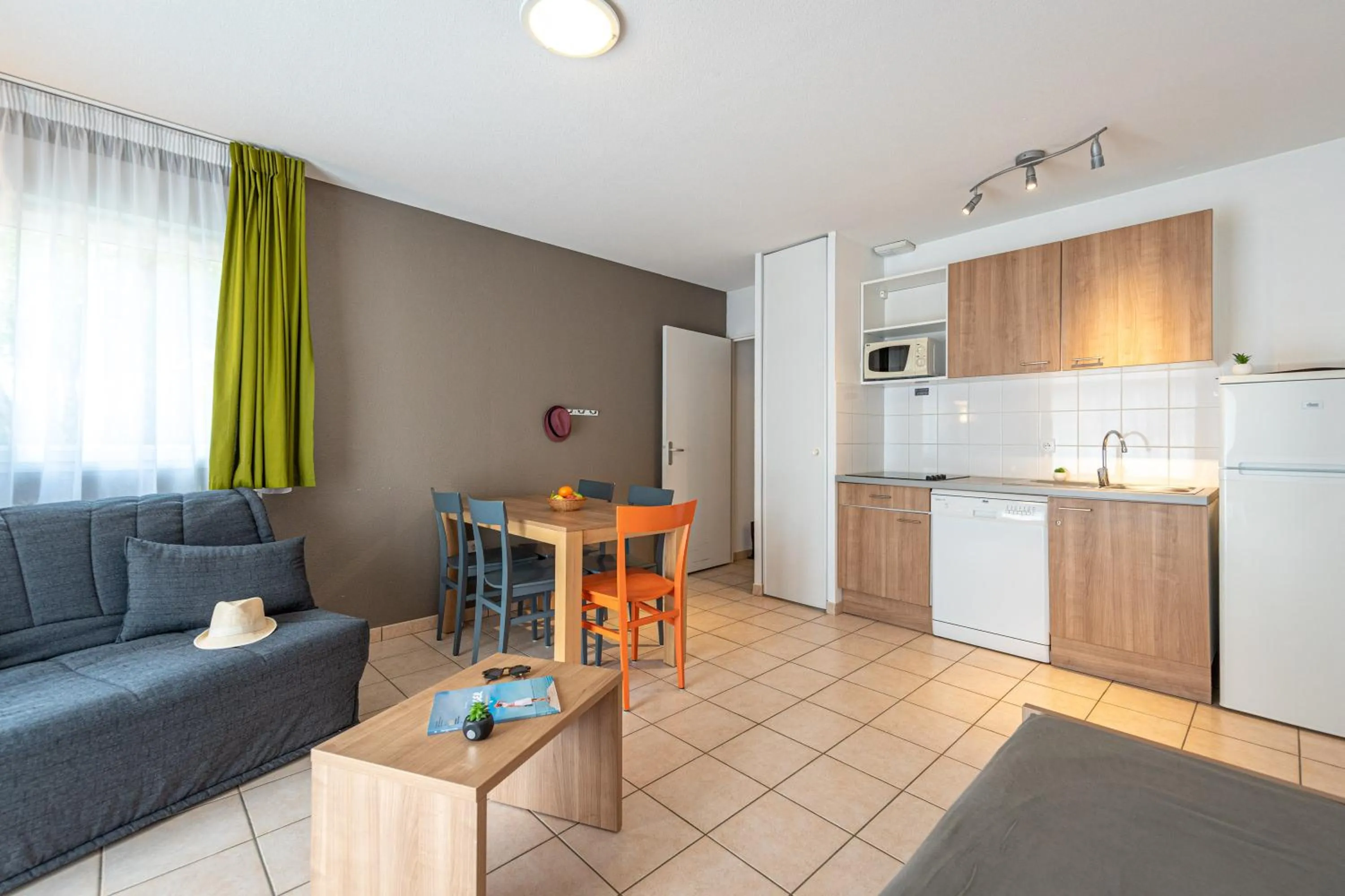 Kitchen or kitchenette in Terres de France - Le Domaine Du Golf