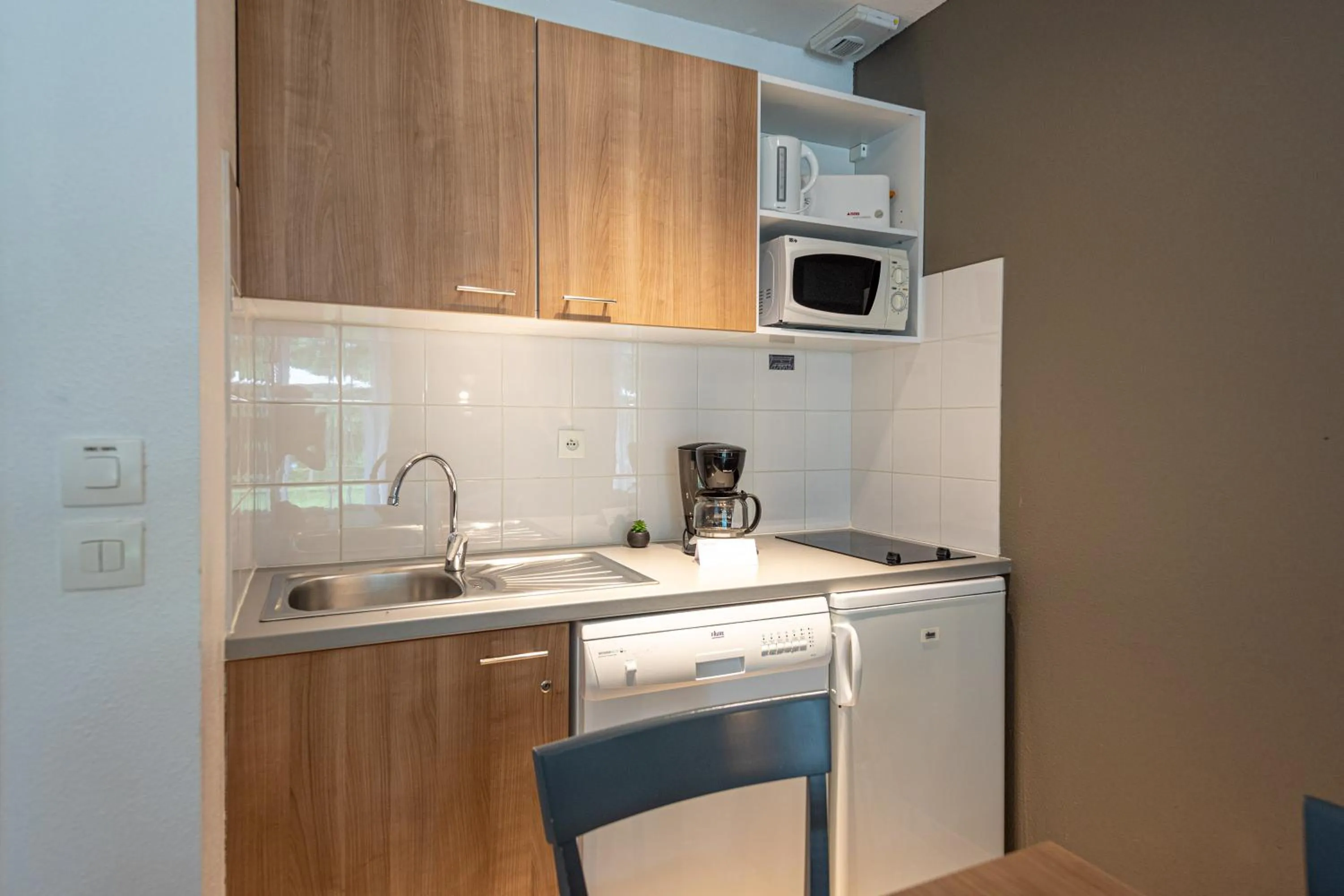 Kitchen or kitchenette in Terres de France - Le Domaine Du Golf