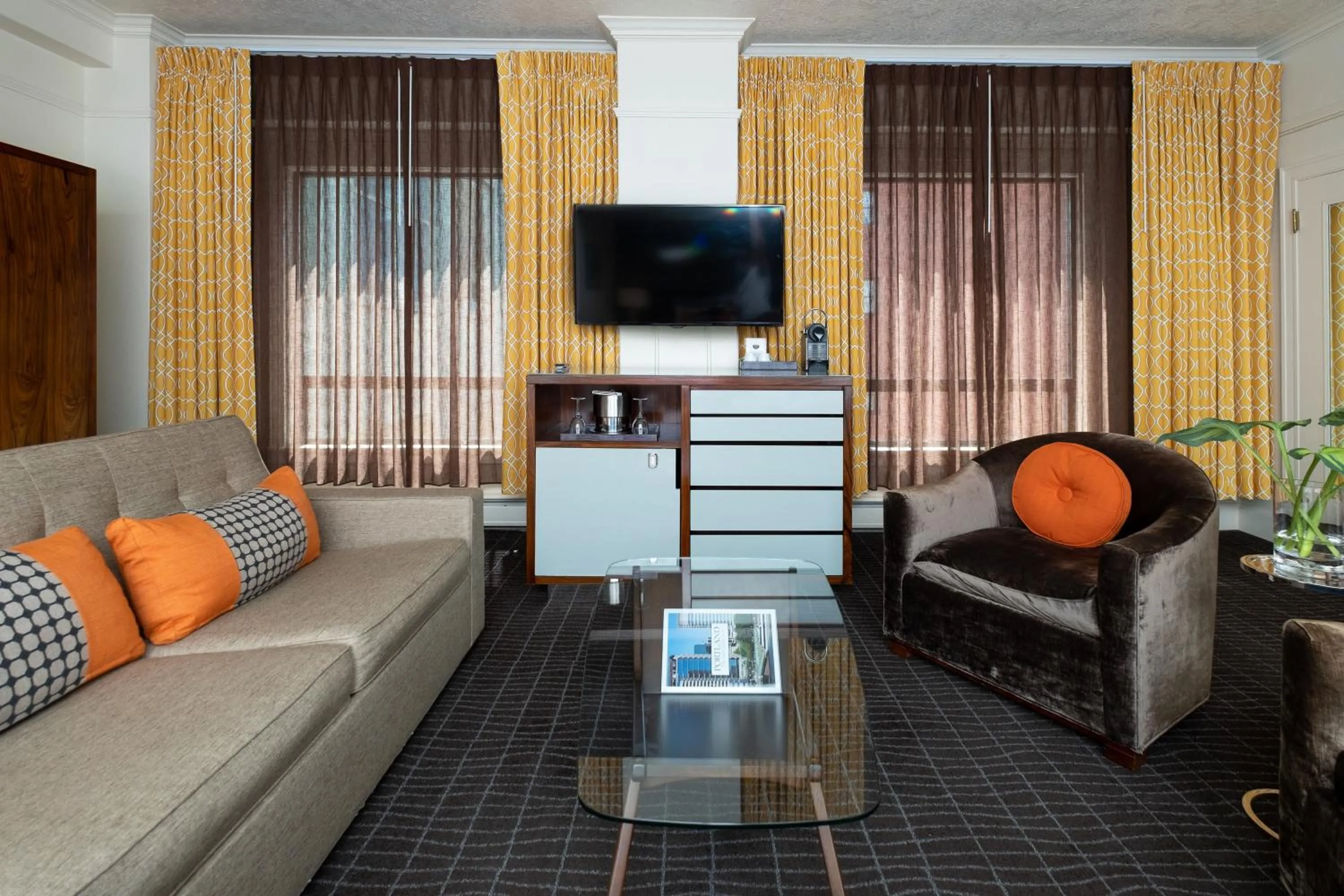 TV and multimedia in Hotel Lucia