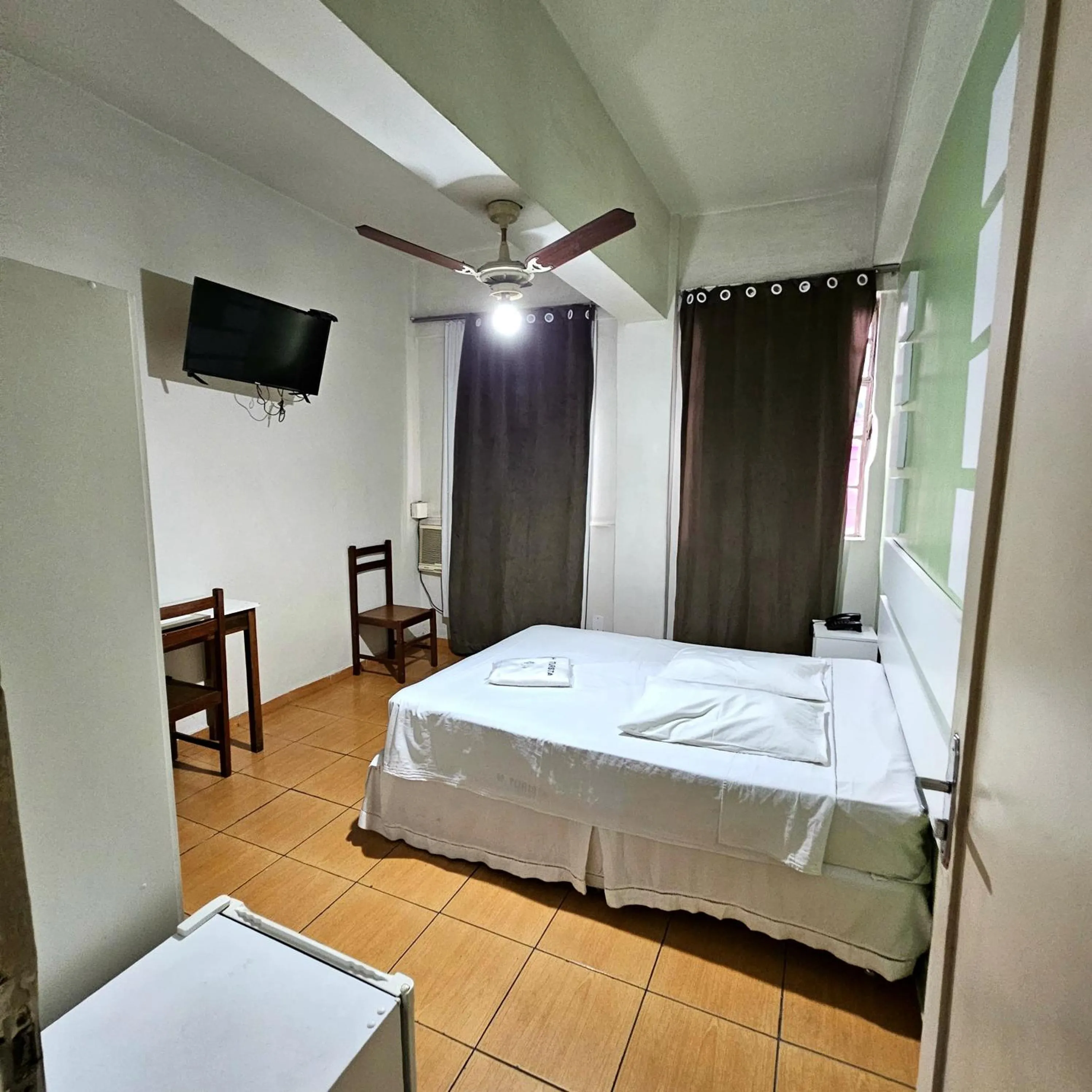 Bed in Hotel Turista