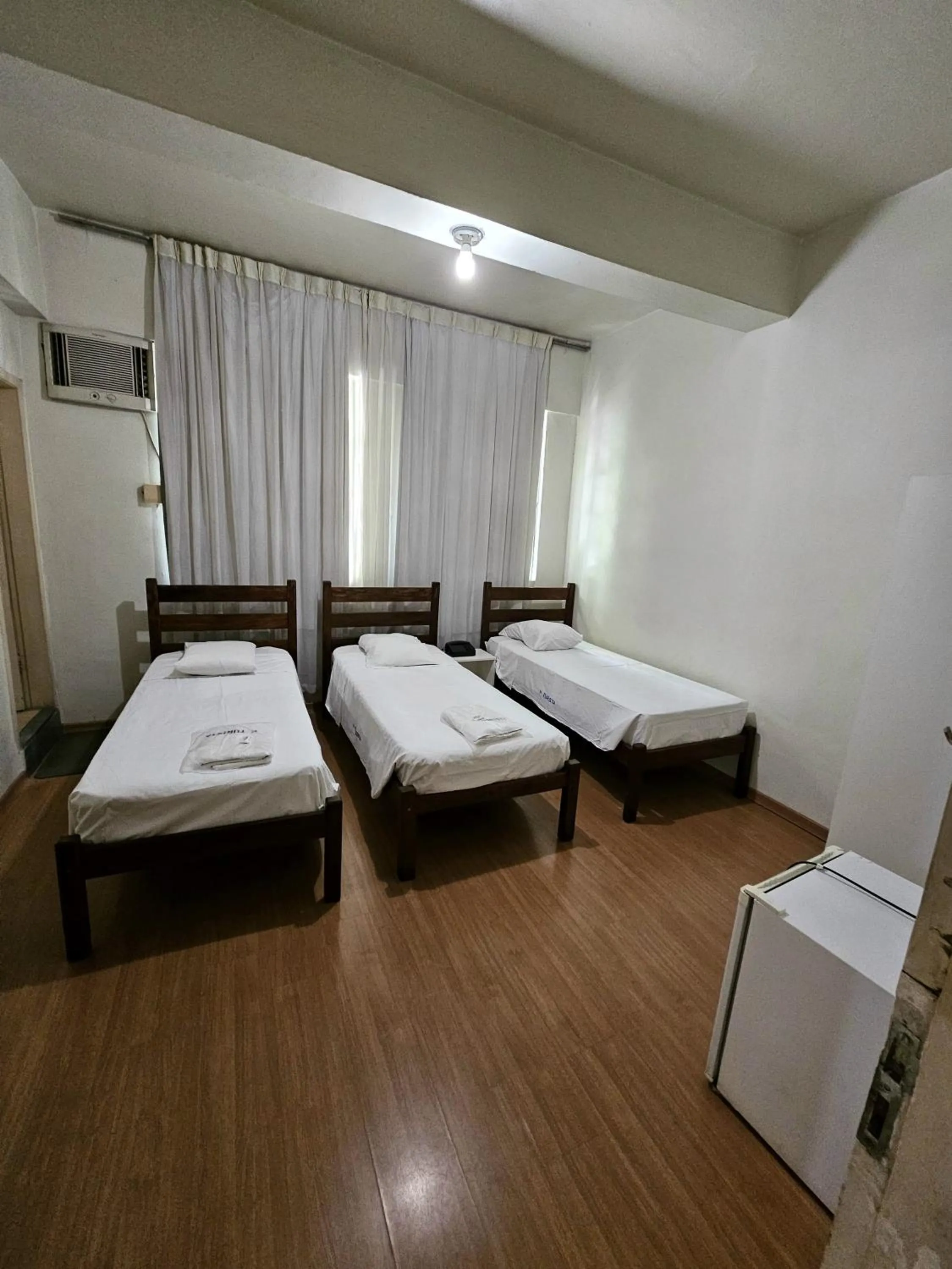 Bed in Hotel Turista