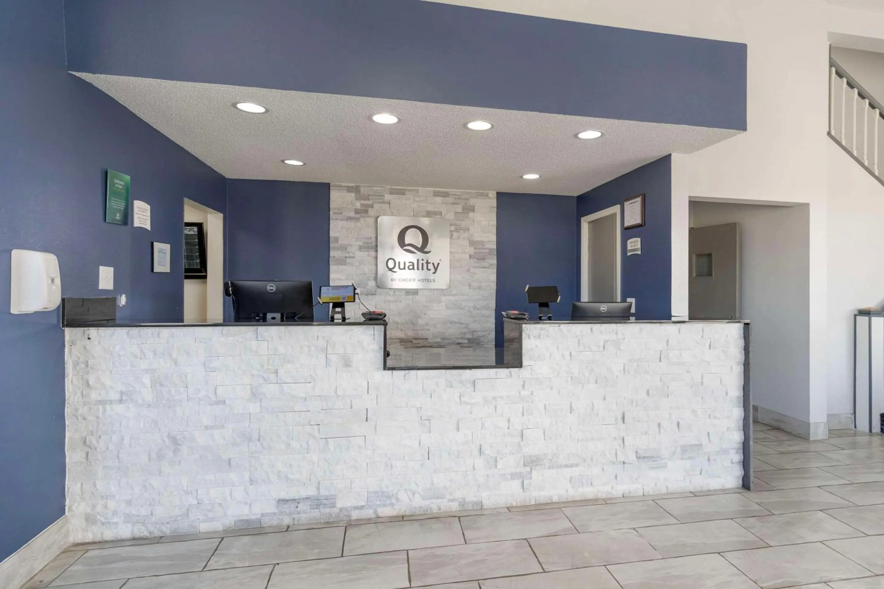 Lobby or reception in Quality Inn & Suites Bloomington University Area