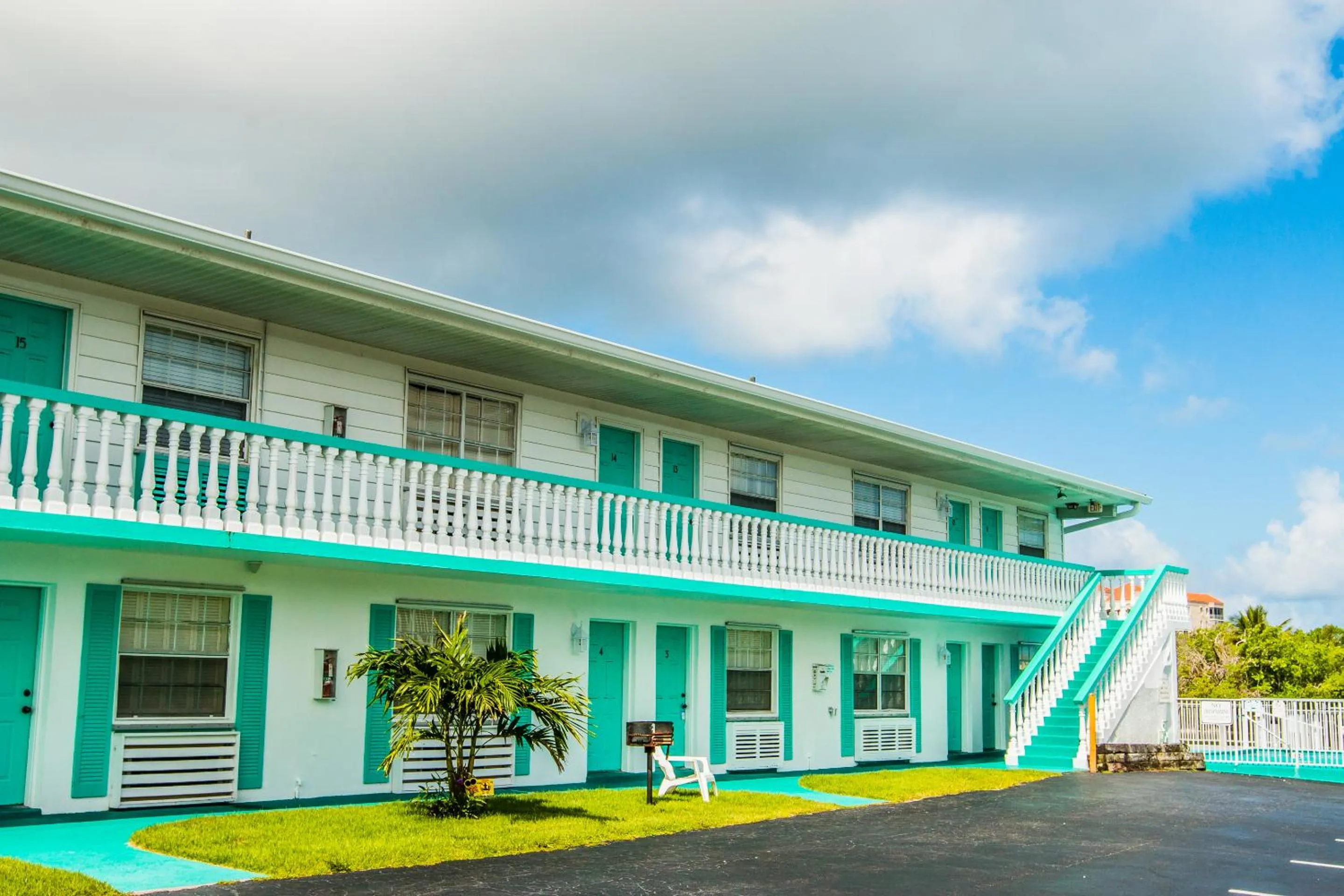 Facade/entrance in The BoatHouse