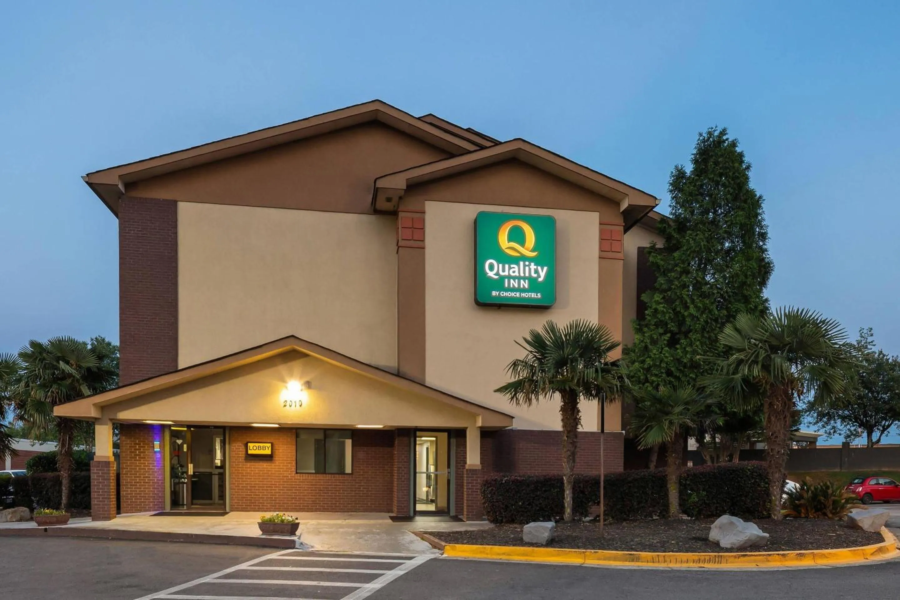 Property building in Quality Inn Atlanta Airport-Central