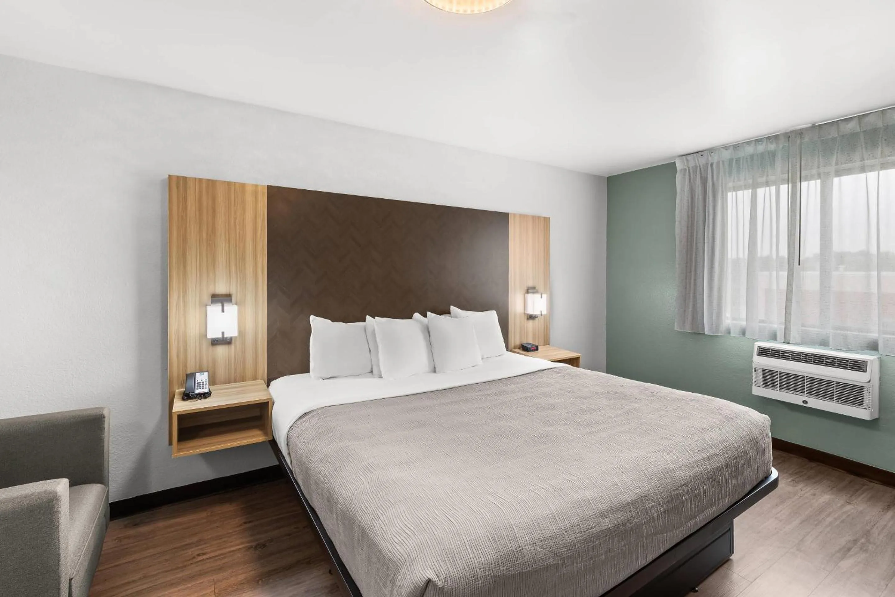 Bedroom, Bed in Quality Inn Atlanta Airport-Central