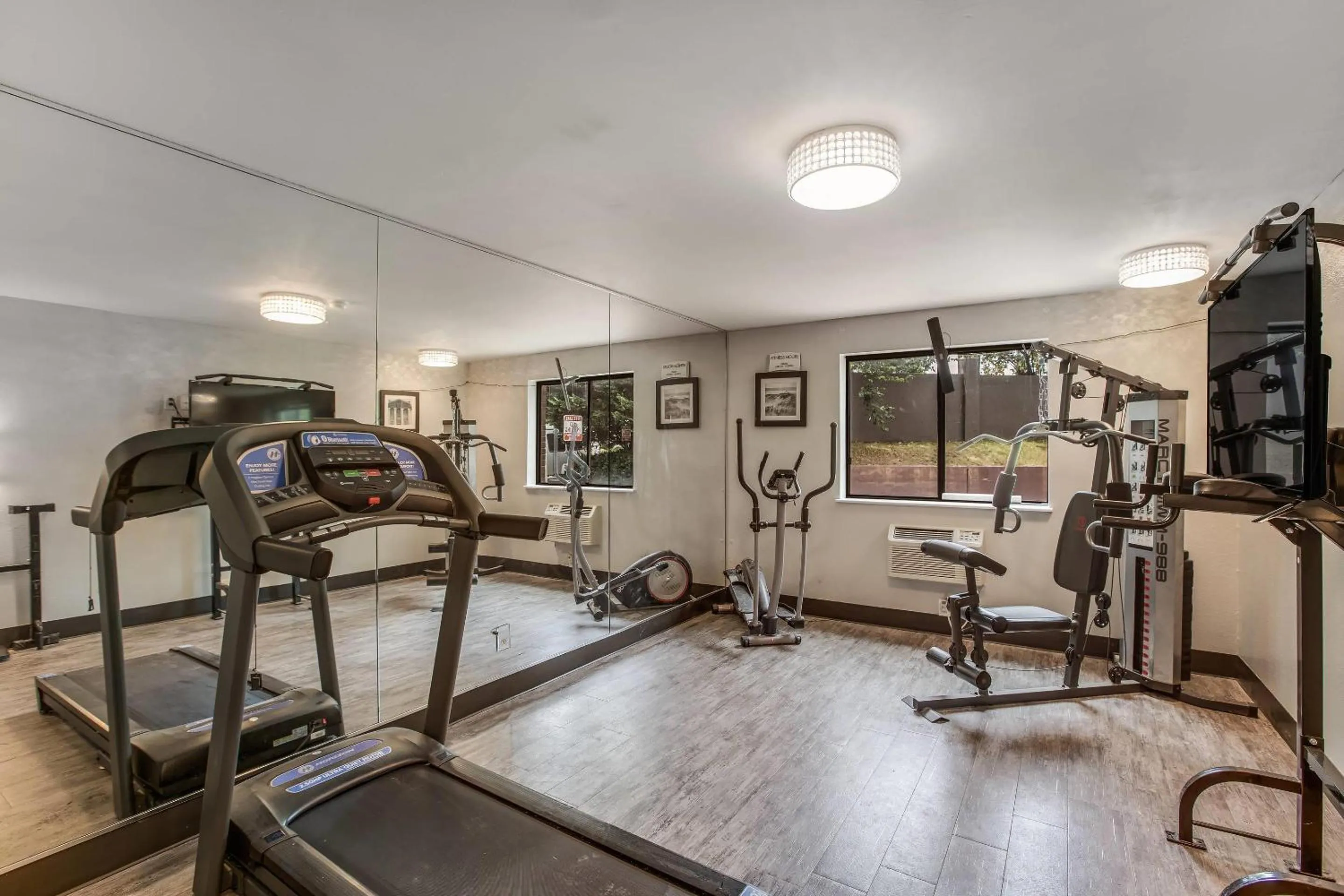 Fitness centre/facilities in Quality Inn Atlanta Airport-Central