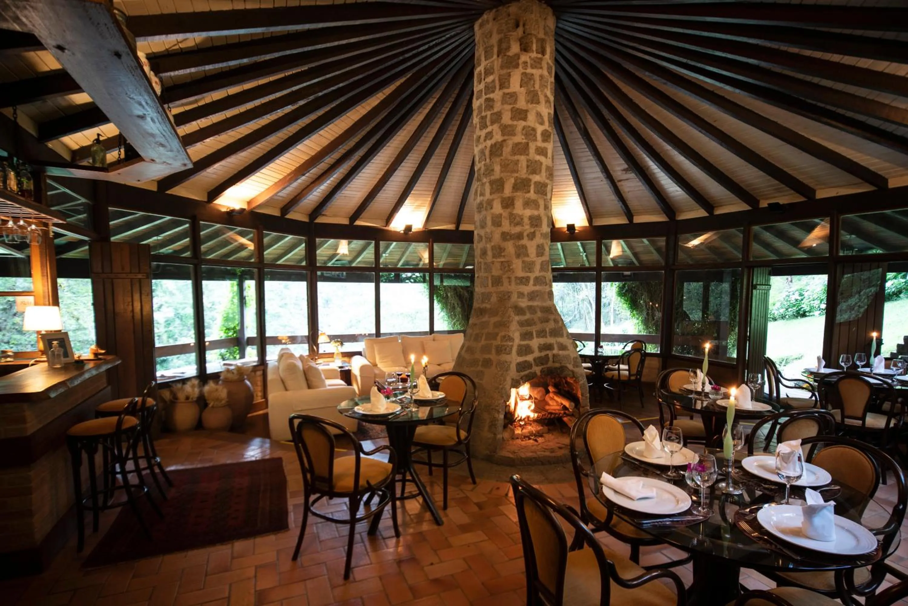 Restaurant/places to eat in Pousada Tijupá