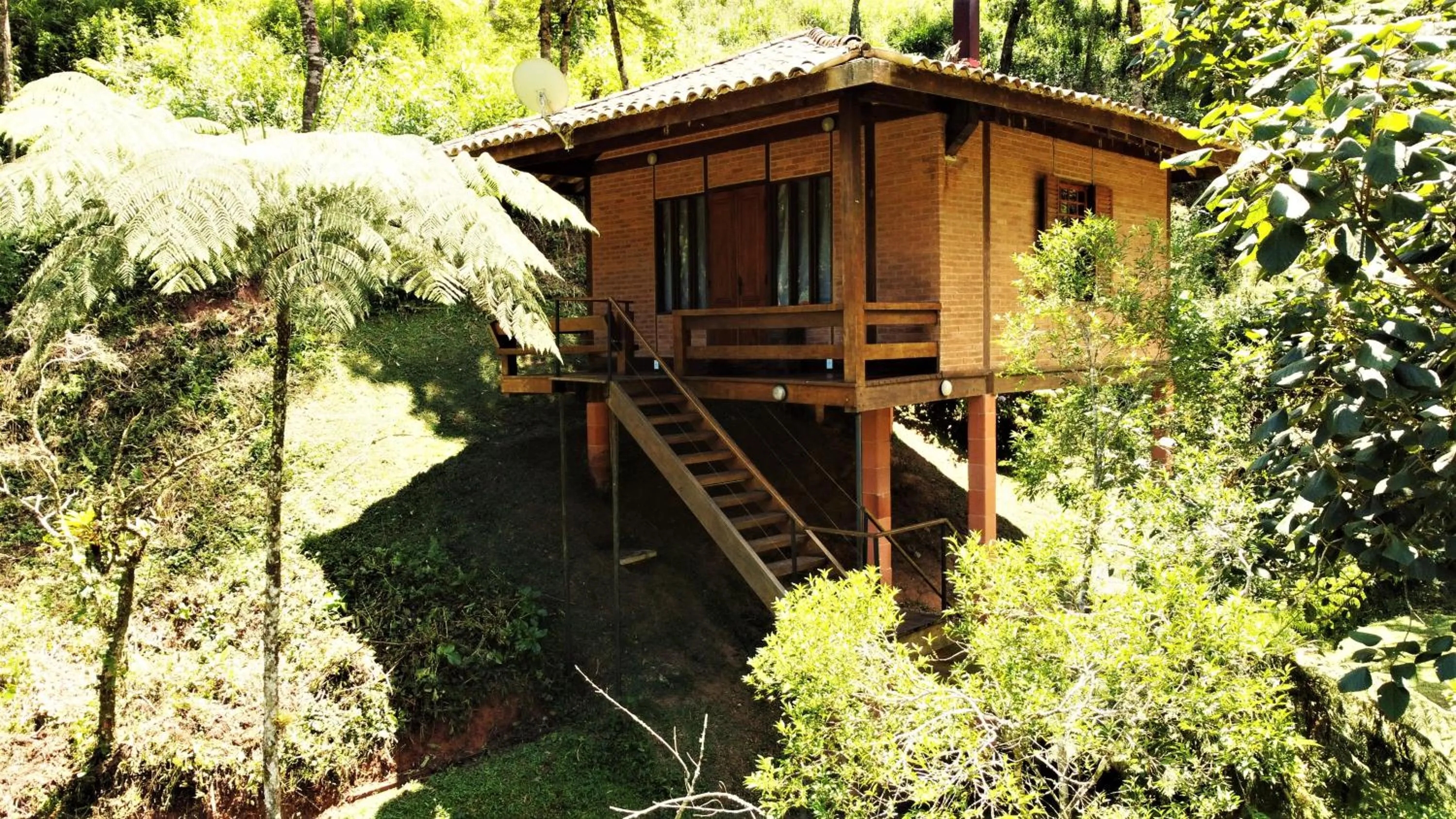 Facade/entrance in Pousada Tijupá