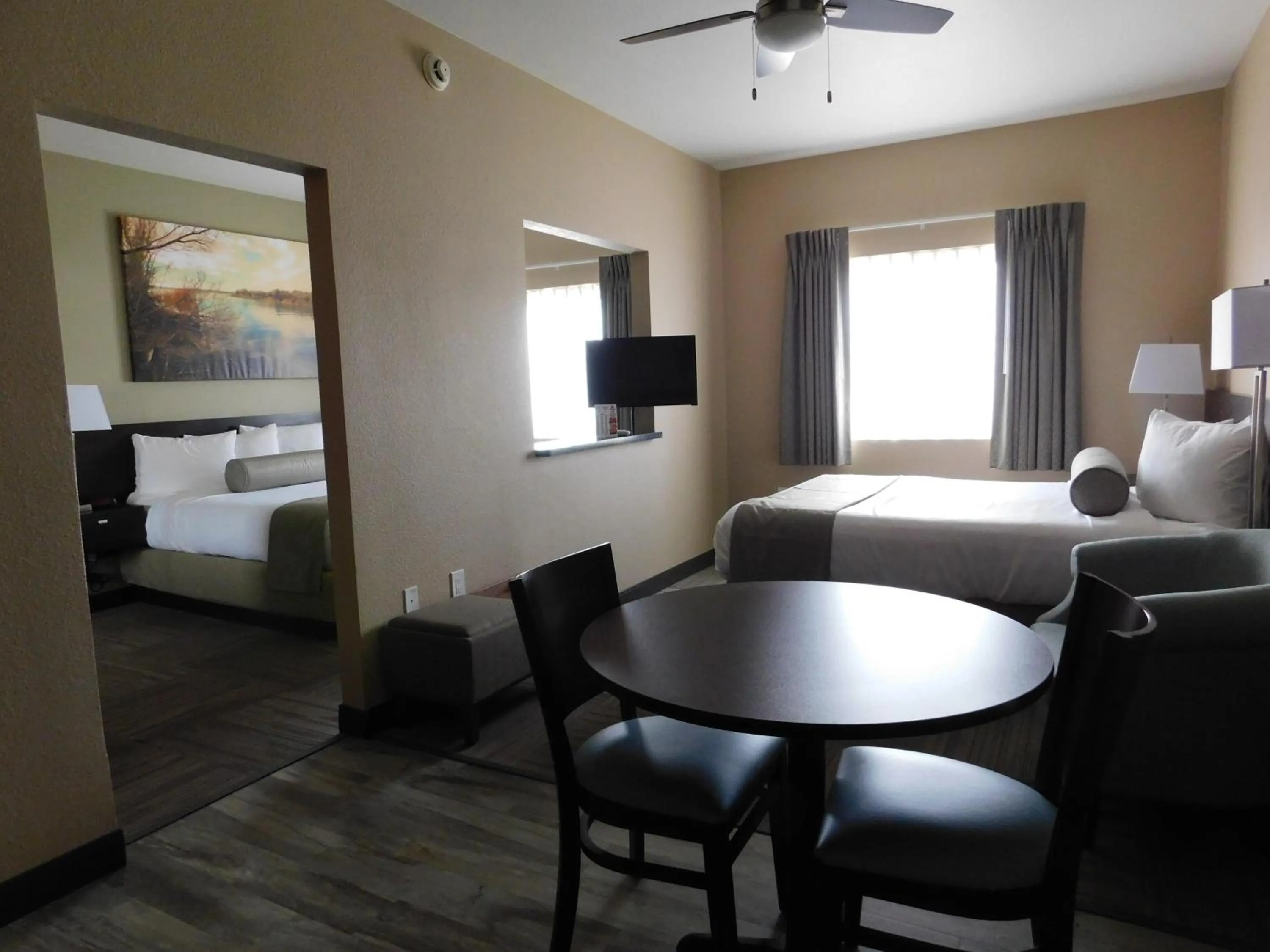 Deluxe Suite in Island Suites
