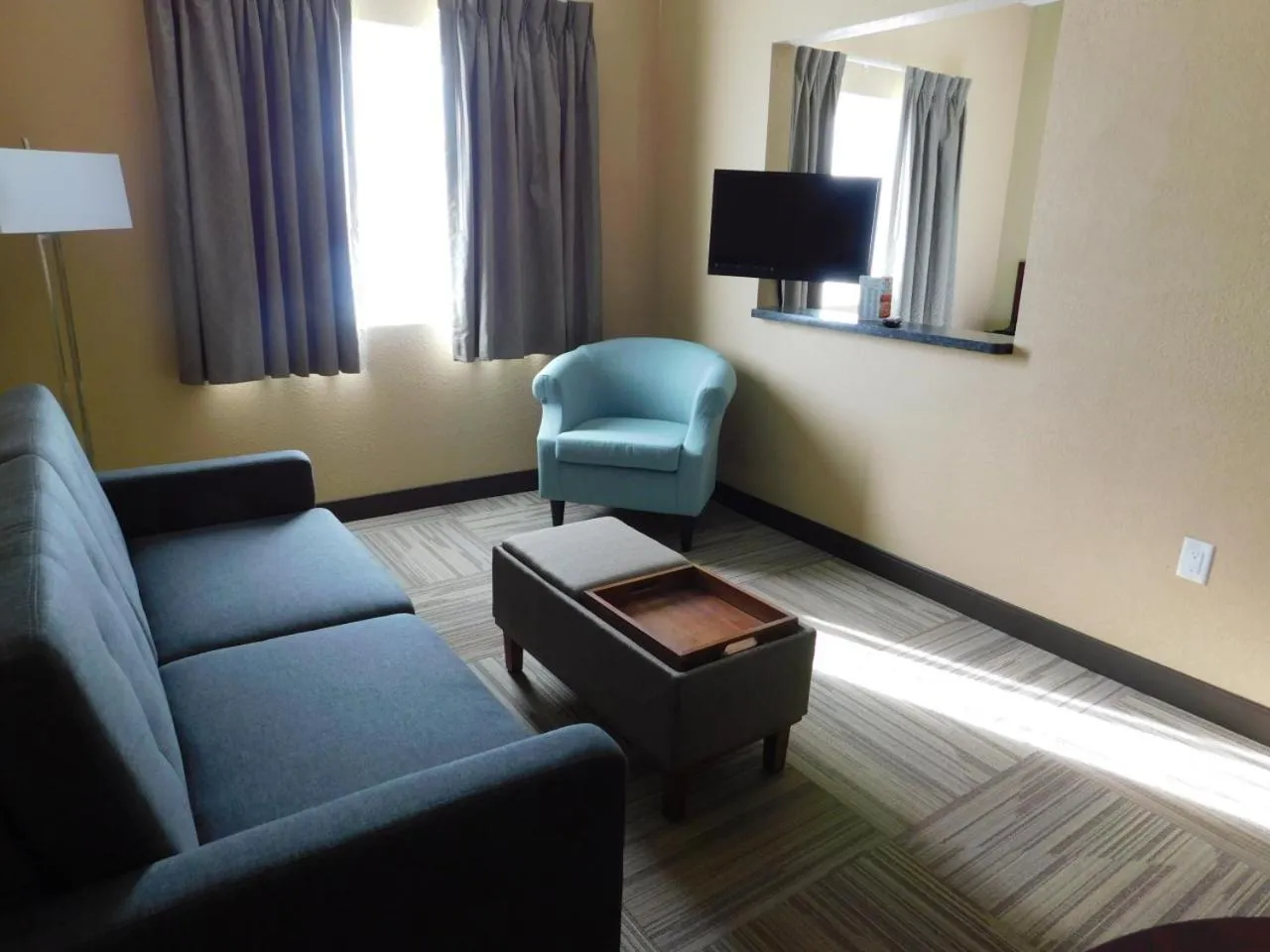 TV and multimedia in Island Suites
